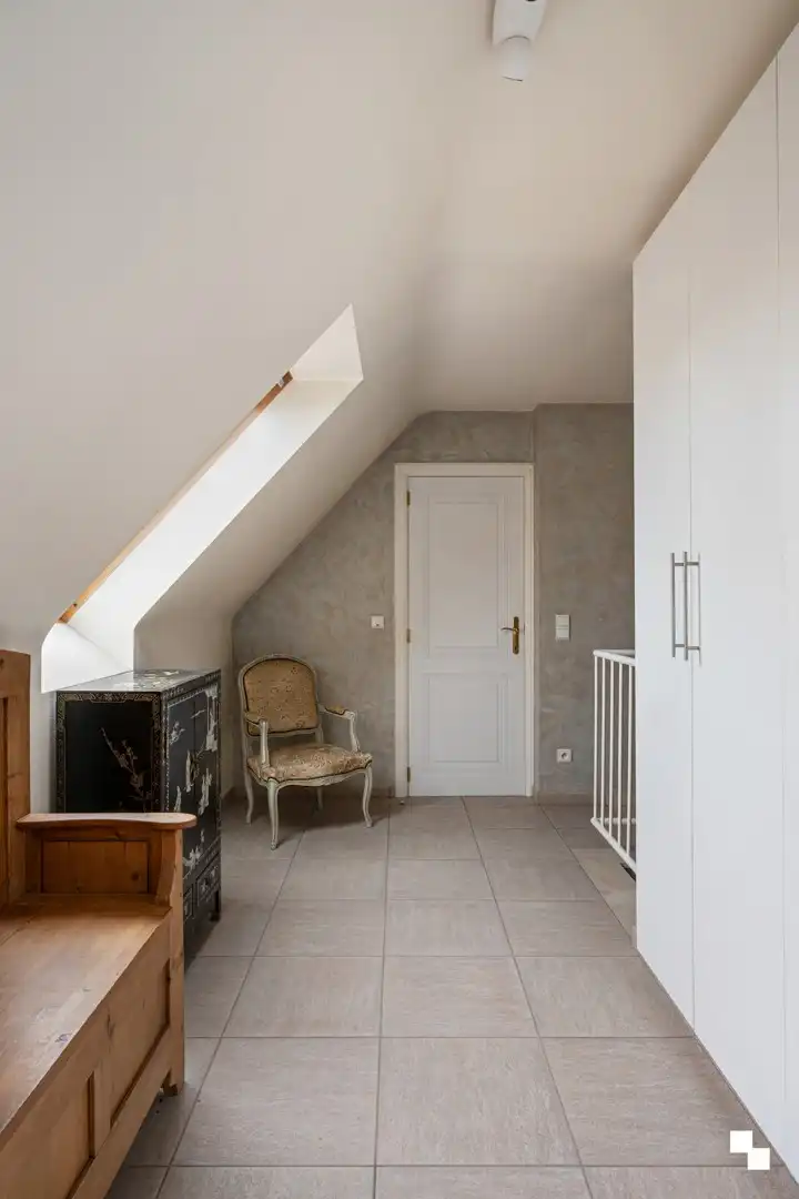 Ruim duplex appartement met garage nabij hartje Lendelede foto 9