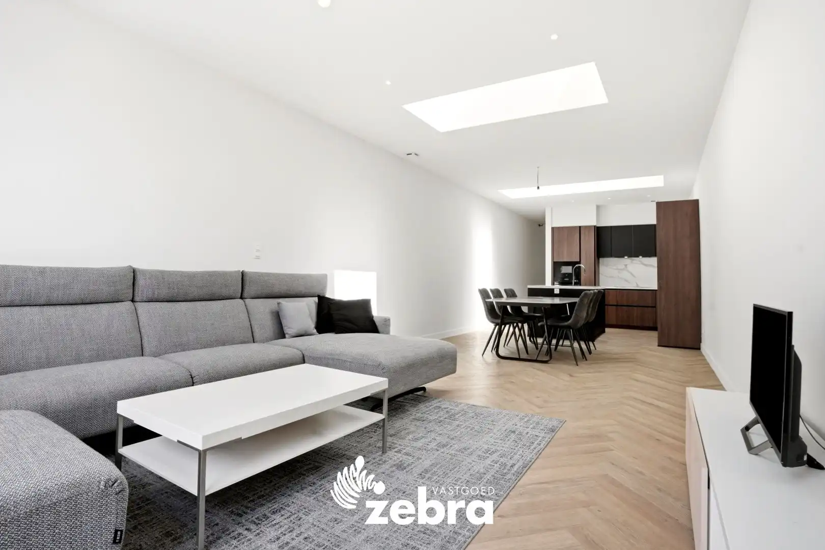 Volledig gerenoveerde woning met 3 slaapkamers, warmtepomp en zonnepanelen! foto 3