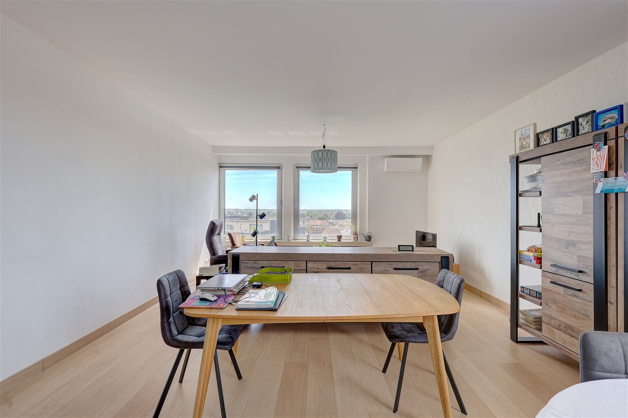 Appartement met 3 slaapkamers, terras en parking op de Bist foto 2