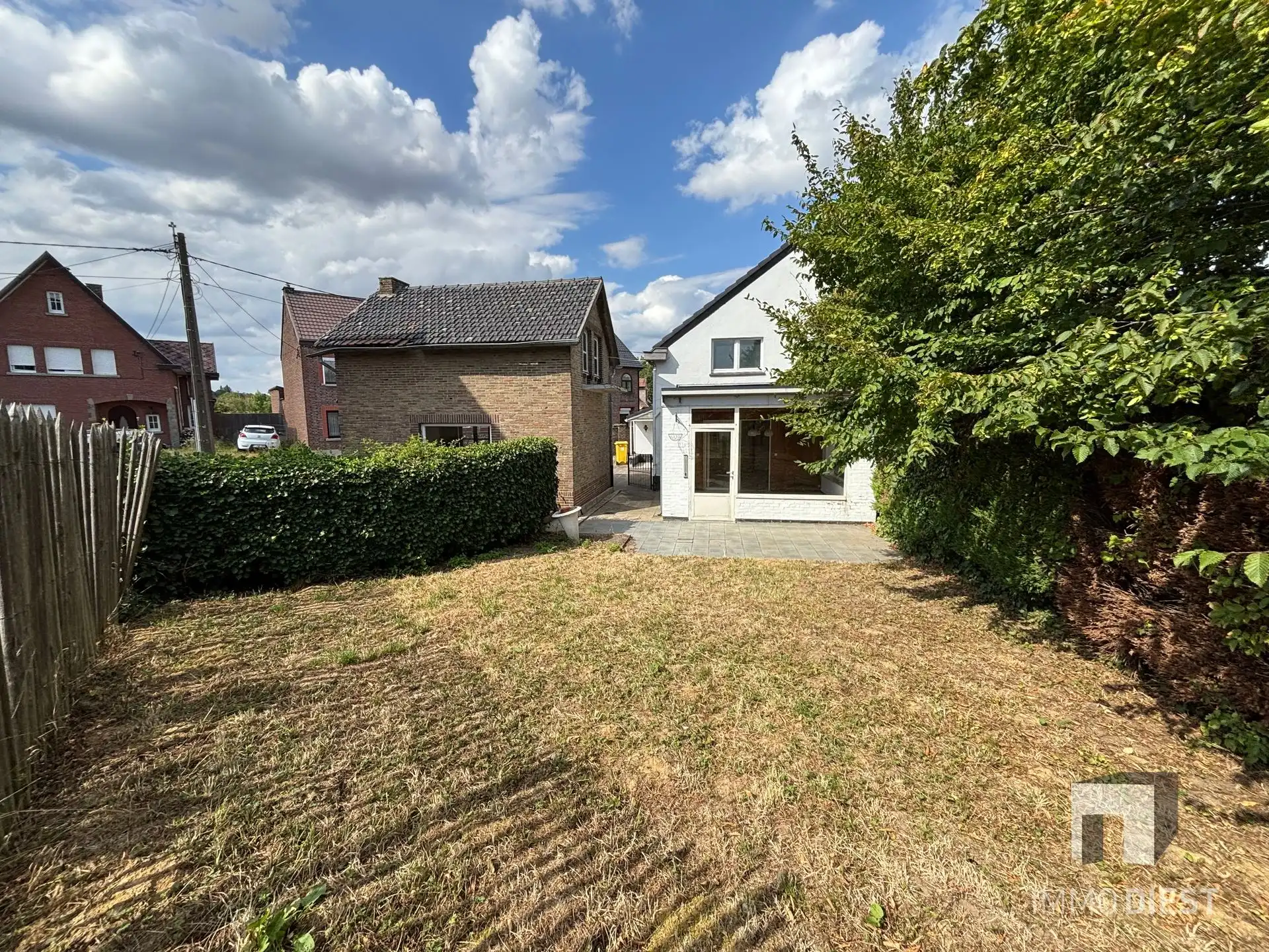 Ruime betaalbare woning met veranda en bijgebouw foto 59