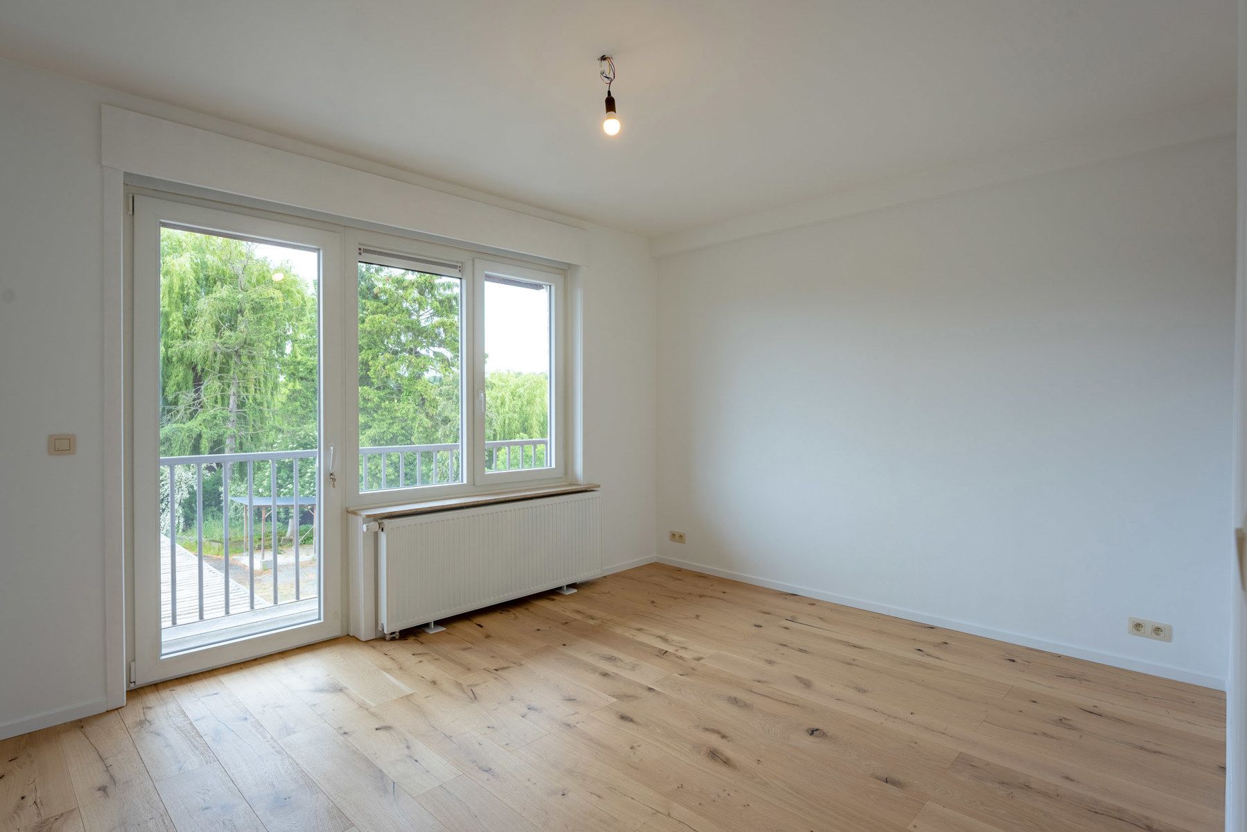 Duplex met 5 slpkmrs + 2 badkmrs in groene rand rond Brussel foto 12