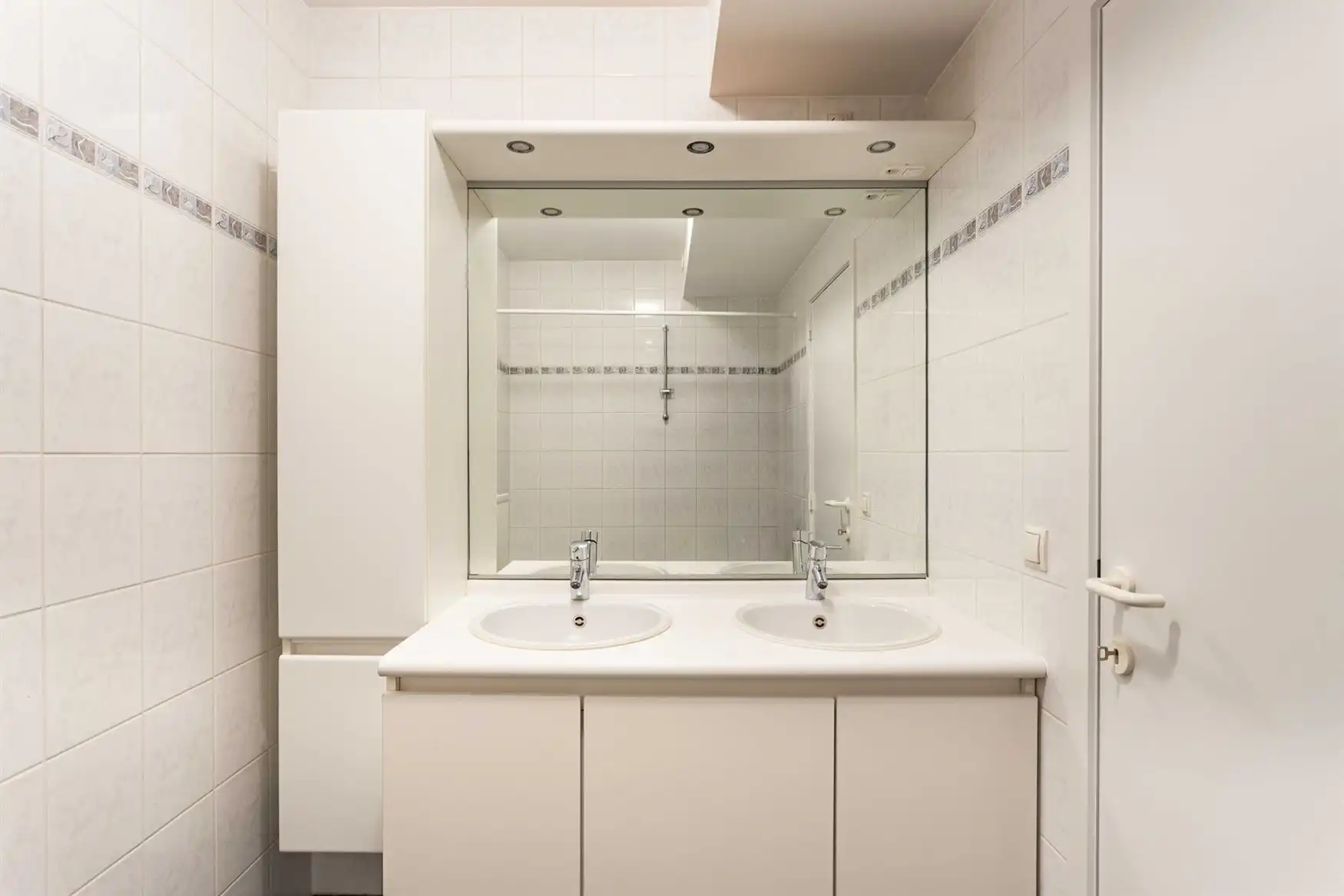 Instapklaar appartement met vergezichten in Deinze foto 11