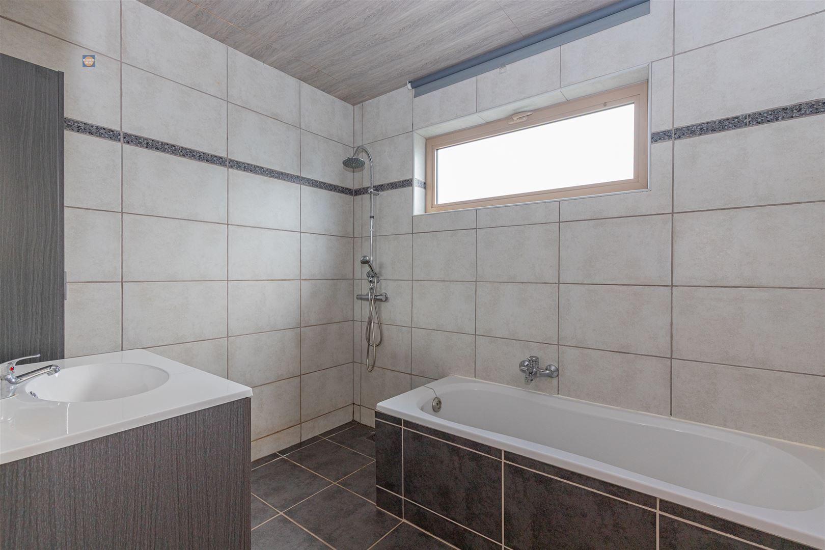 Rustig gelegen bungalow met 3 slpks en tuin! foto 6