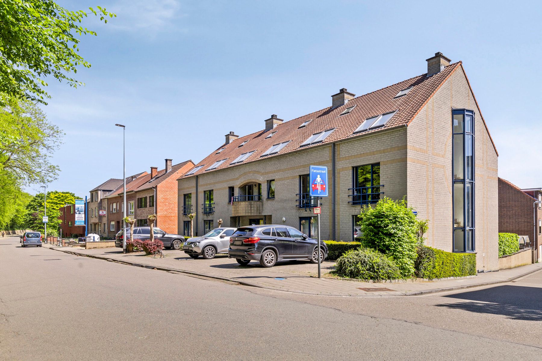 Ruime lichtrijke studio's nabij Gasthuisberg foto 12
