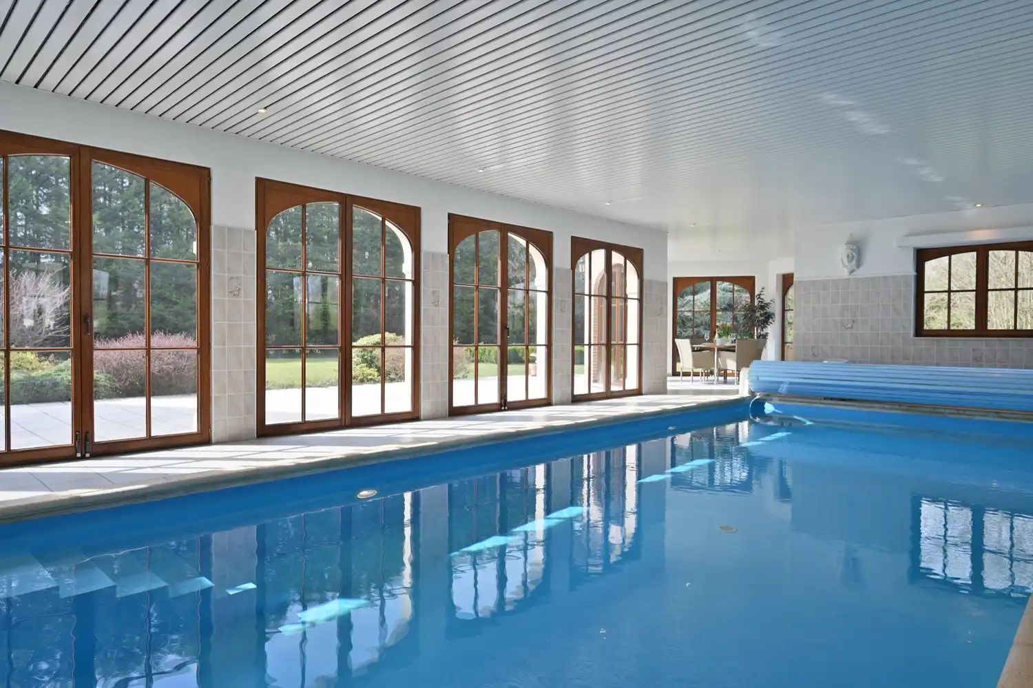 Magnifieke kasteelvilla met binnenzwembad, uniek gelegen in villawijk “Goudkust”, omringd door natuur, rust en optimale privacy foto 27