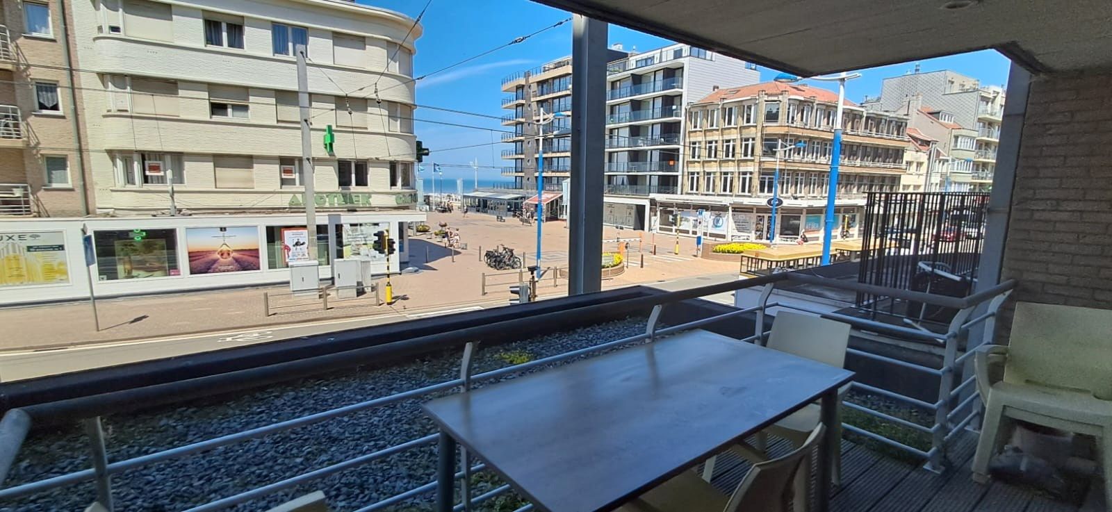 APPARTEMENT MET 2 SLAAPKAMERS EN ZEEZICHT TE KOKSIJDE foto 3