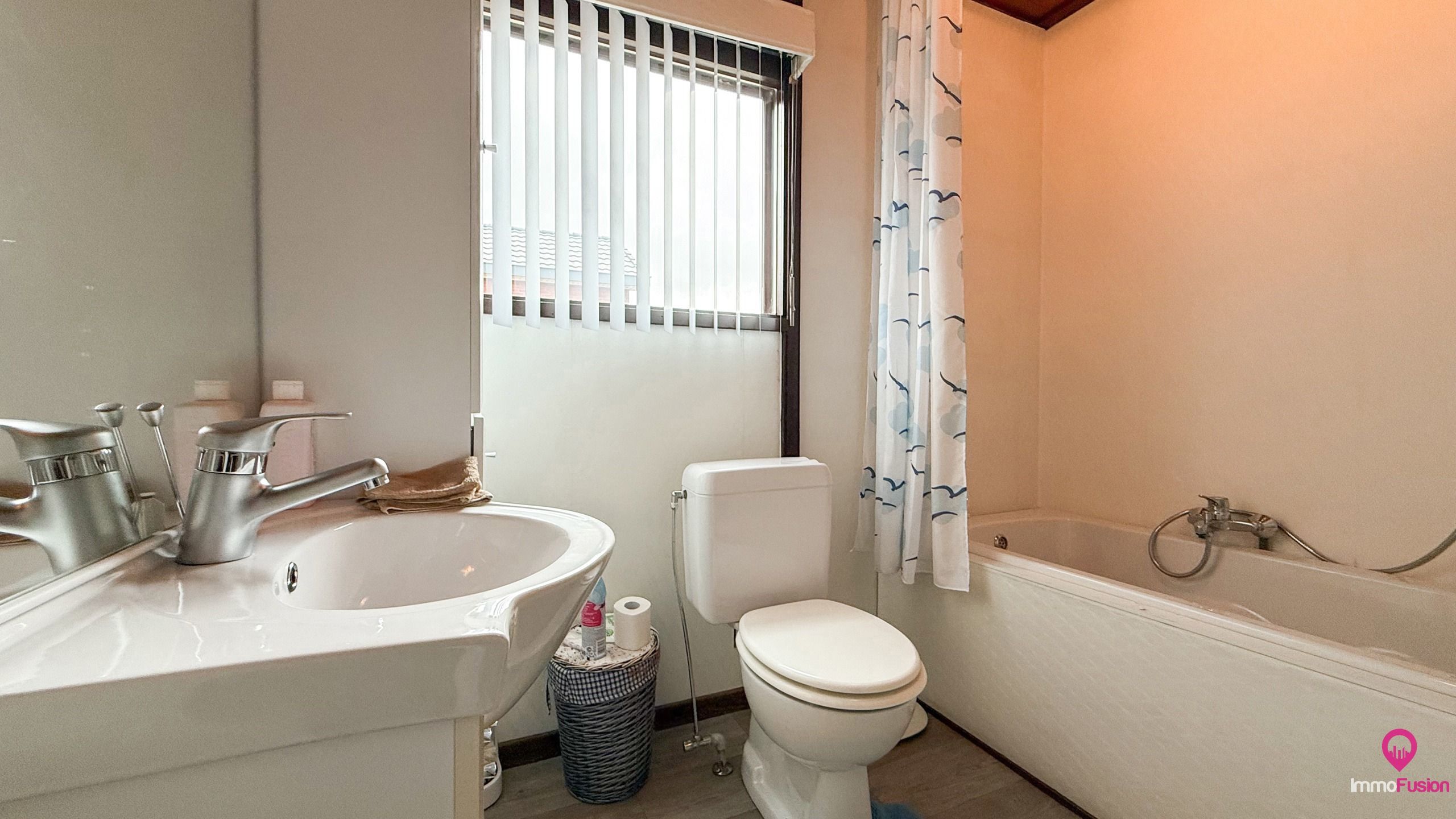 Gelijkvloerse woning met potentieel in Linkhout! foto 22