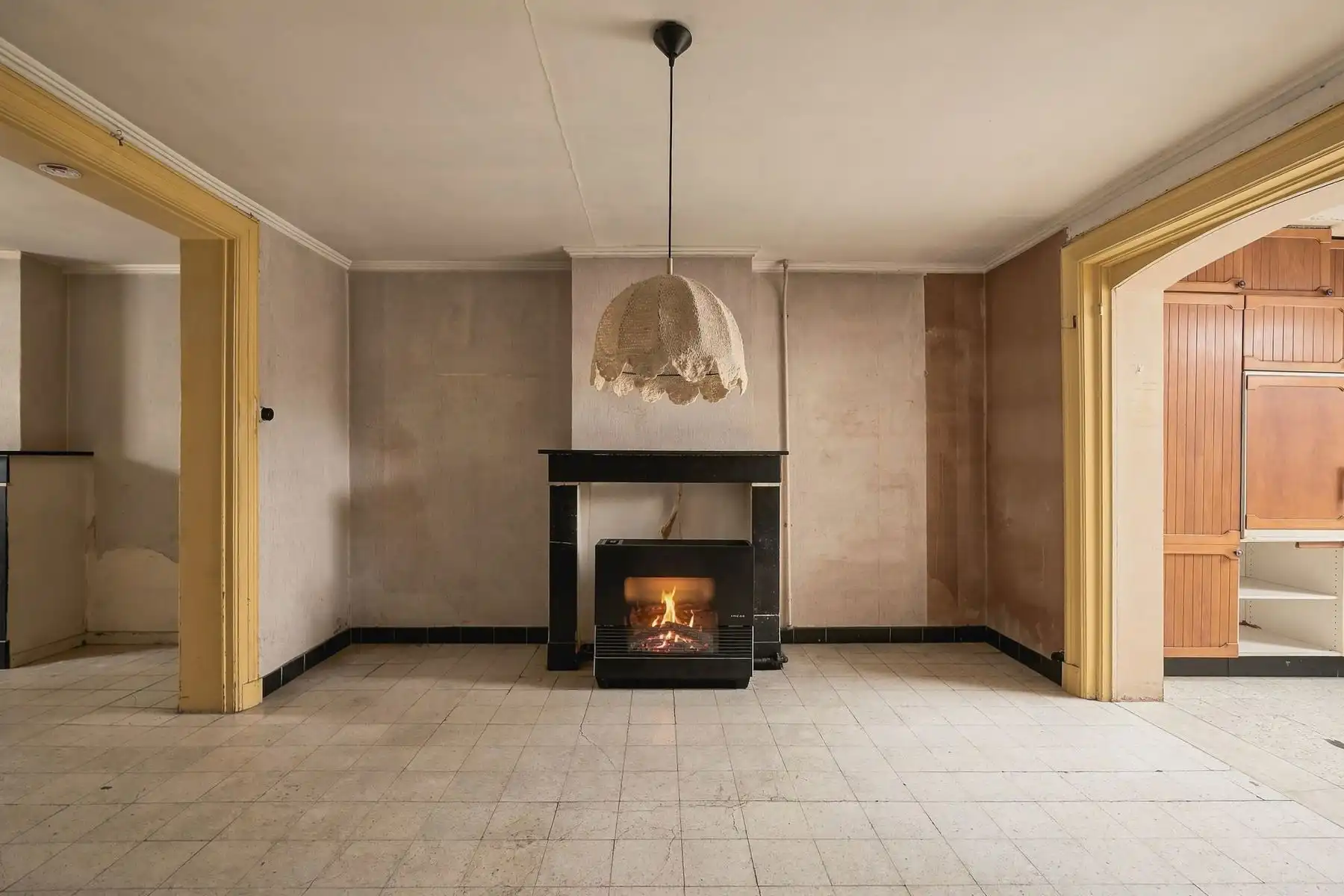 Te renoveren neoclassicistische woning op de rand van Bruge foto 19