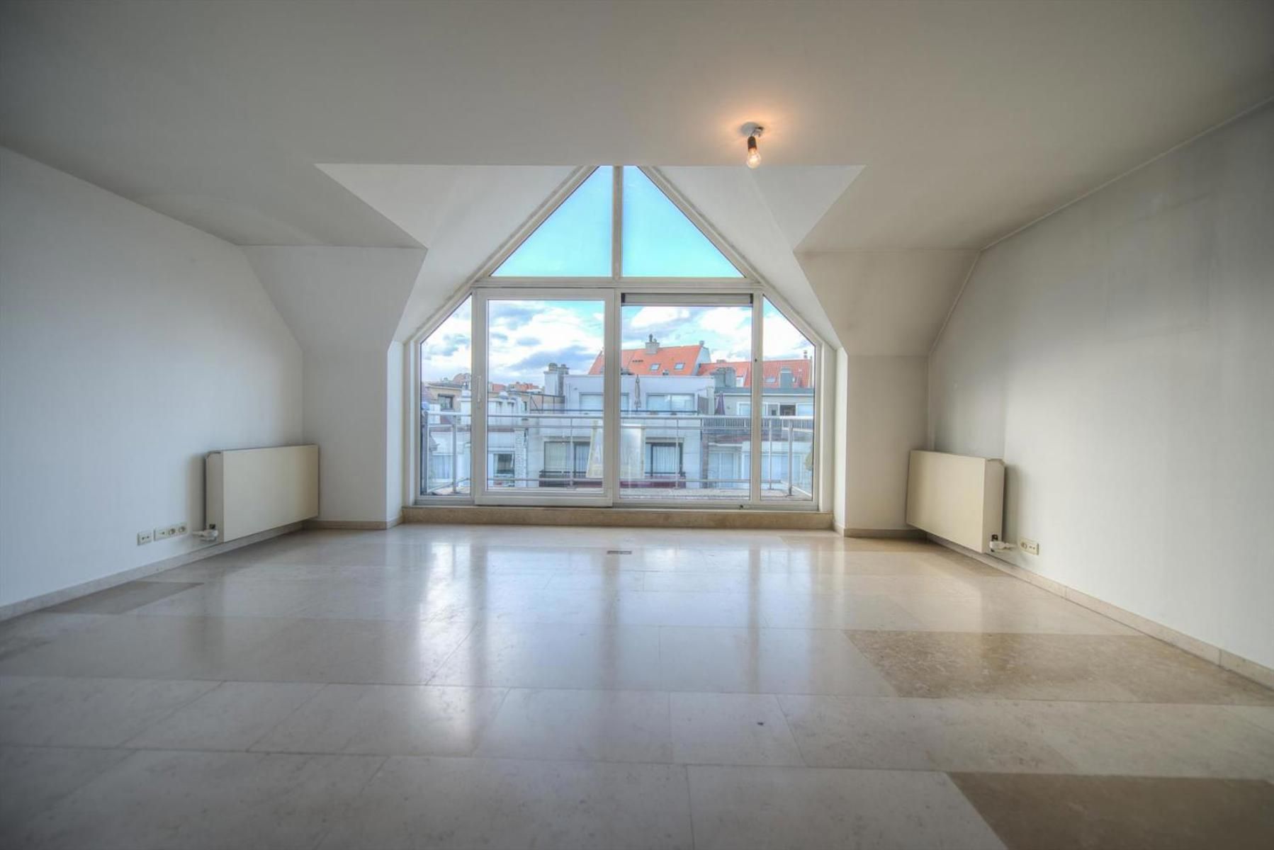 Appartement te huur foto {{pictureIndex}}