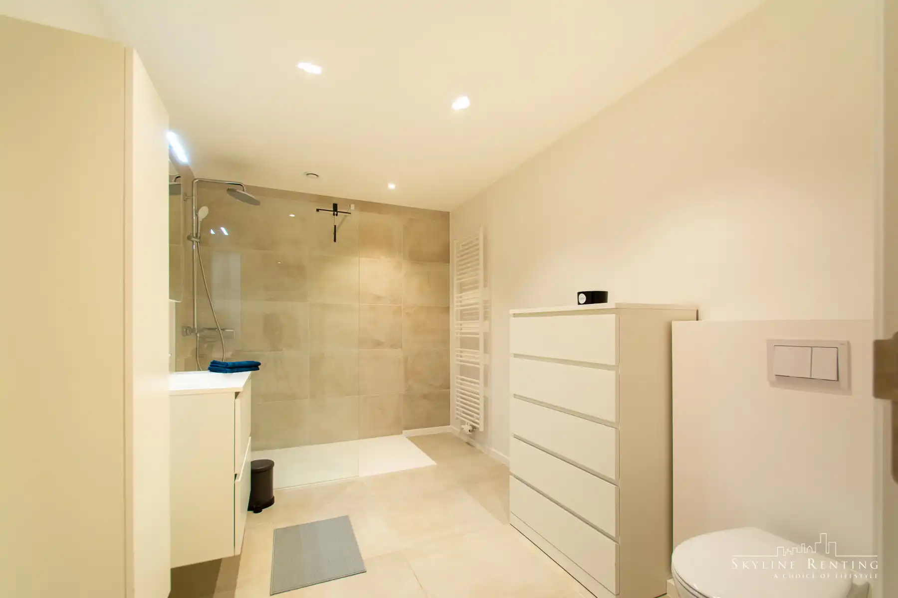 Nieuw 2slpk app. bemeubeld in privé-domein + prachtige tuin foto 14