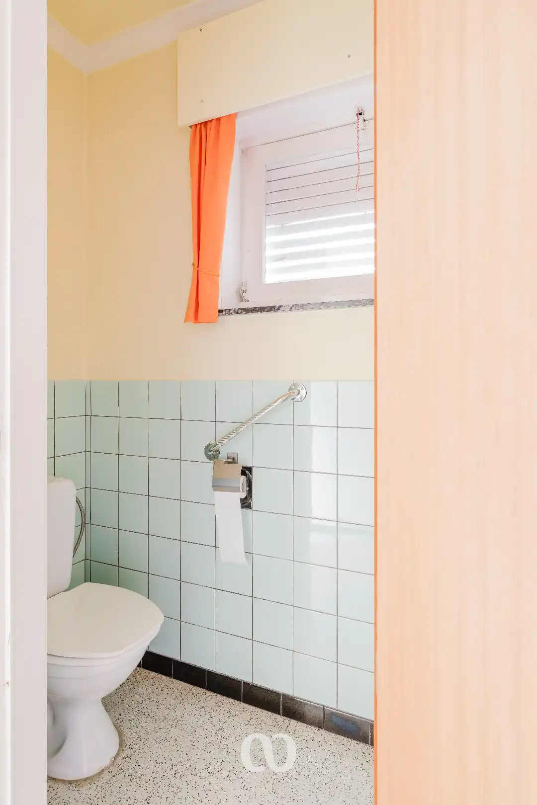 Stevige gezinswoning met tuin en volledige kelder in Lozer foto 9