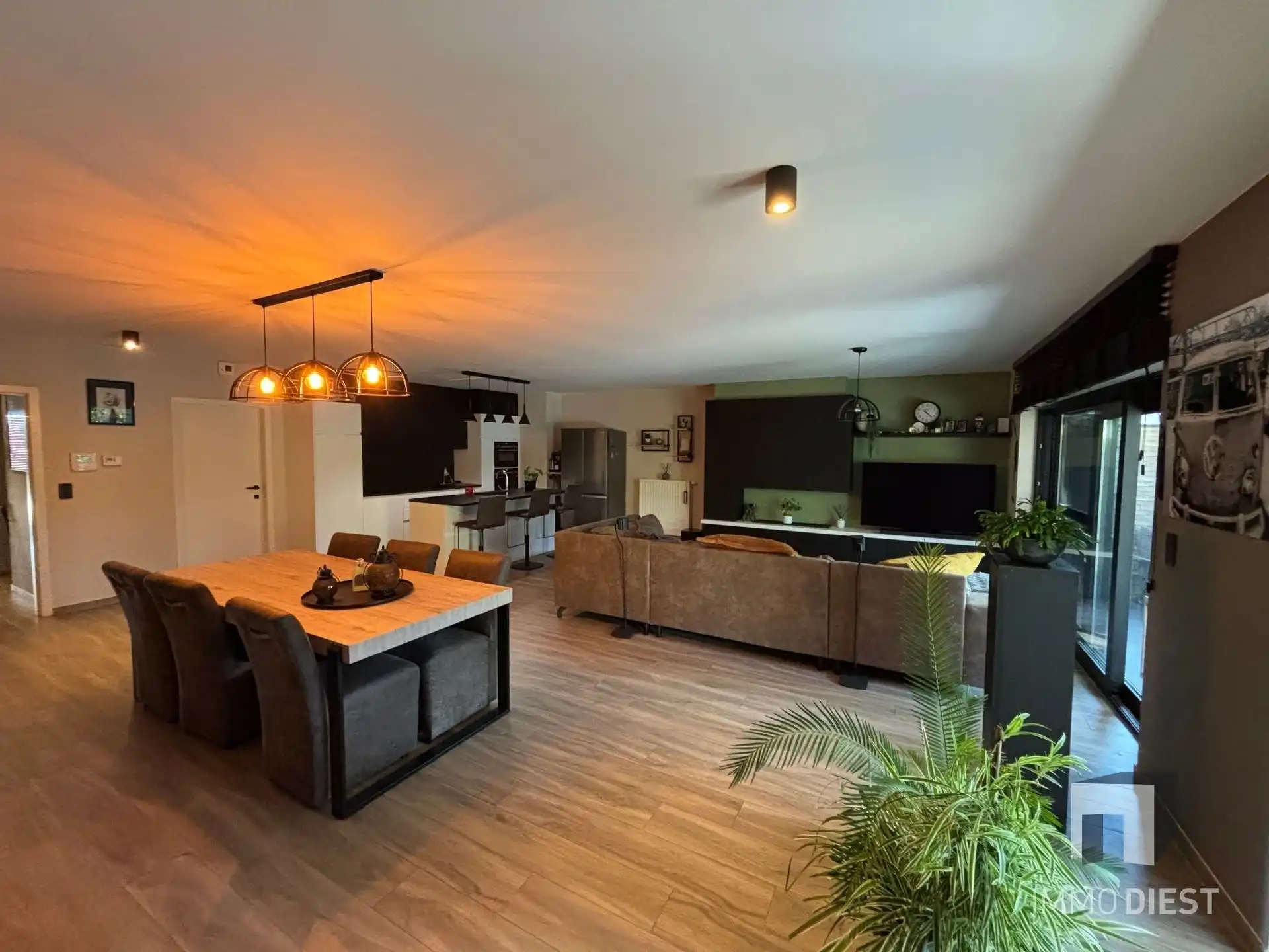 Ruim gelijkvloers appartement met open leefruimte en zonnige tuin foto 26