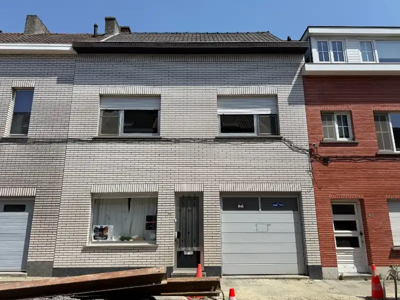 Ruime woning met tuin en garage op uitstekende ligging foto 19