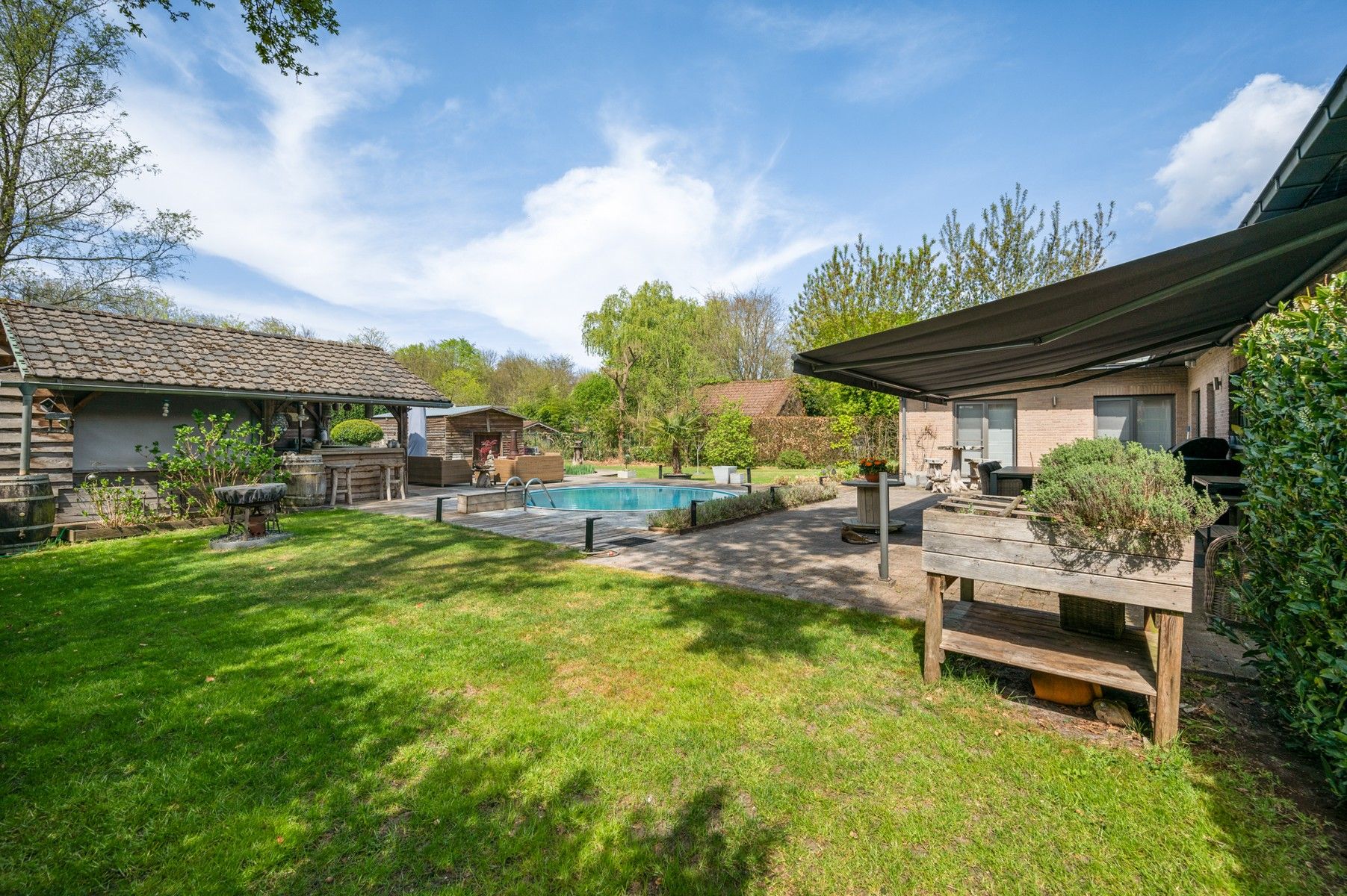 Laagbouwvilla op 2.027 m² met ideale oriëntatie foto 6