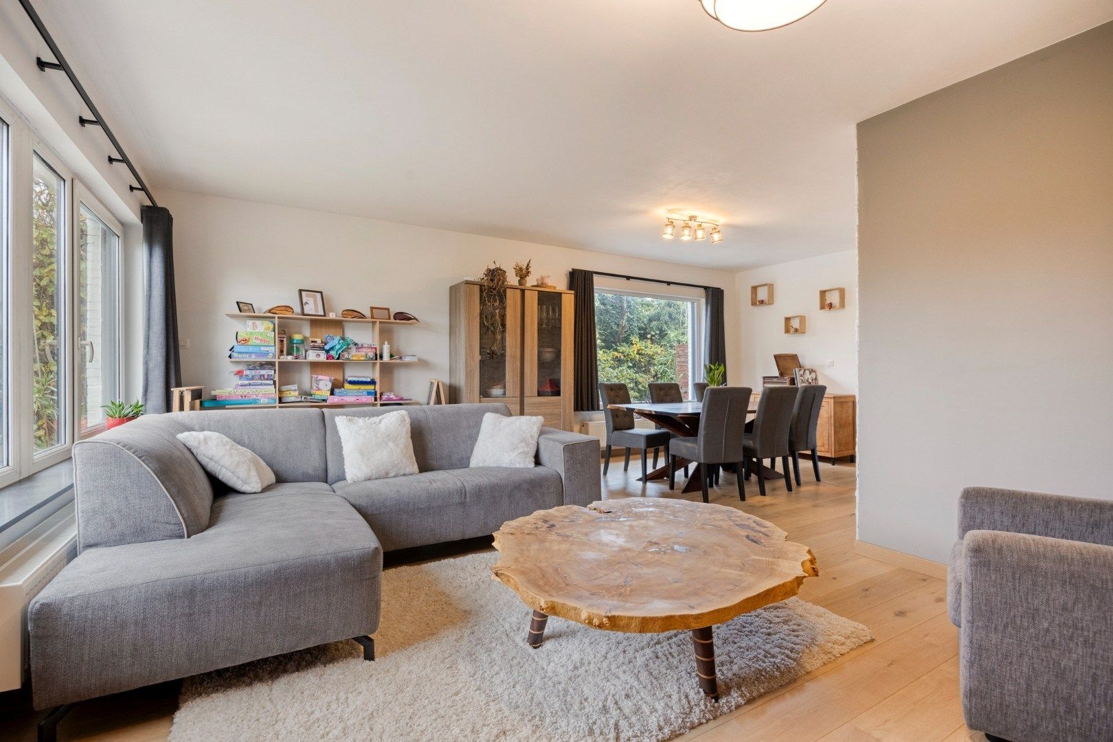 Open bebouwing met 4 slaapkamers, bureau, garage en prachtige tuin in Boutersem – EPC 158 kWh/m² - bewoonbare opp. 282 m² foto 7