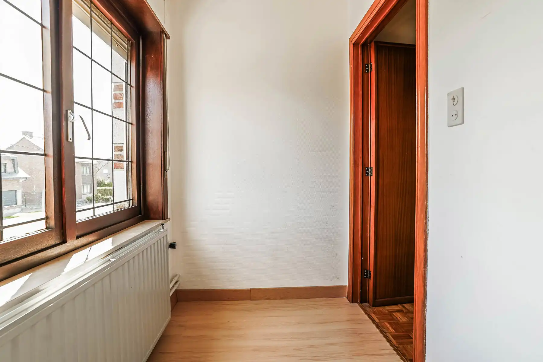Gunstig gelegen en ruime te renoveren woning in Londerzeel foto 23
