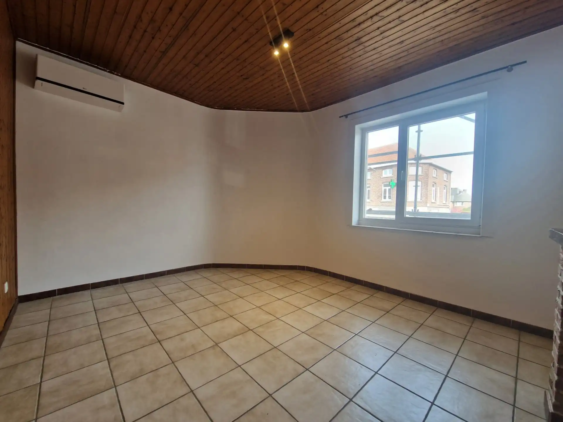 Appartement met 2 slaapkamers en garage op centrale locatie foto 5