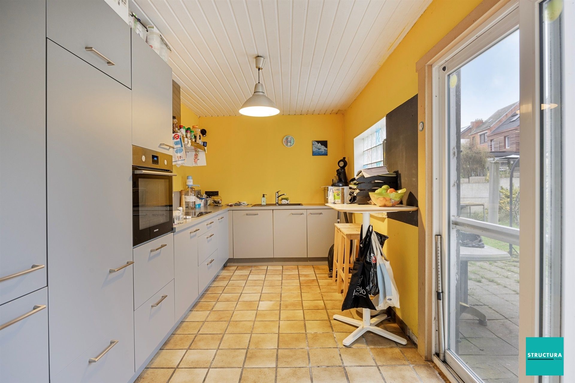 Instapklare woning met 4 slaapkamers en ruime tuin foto 10