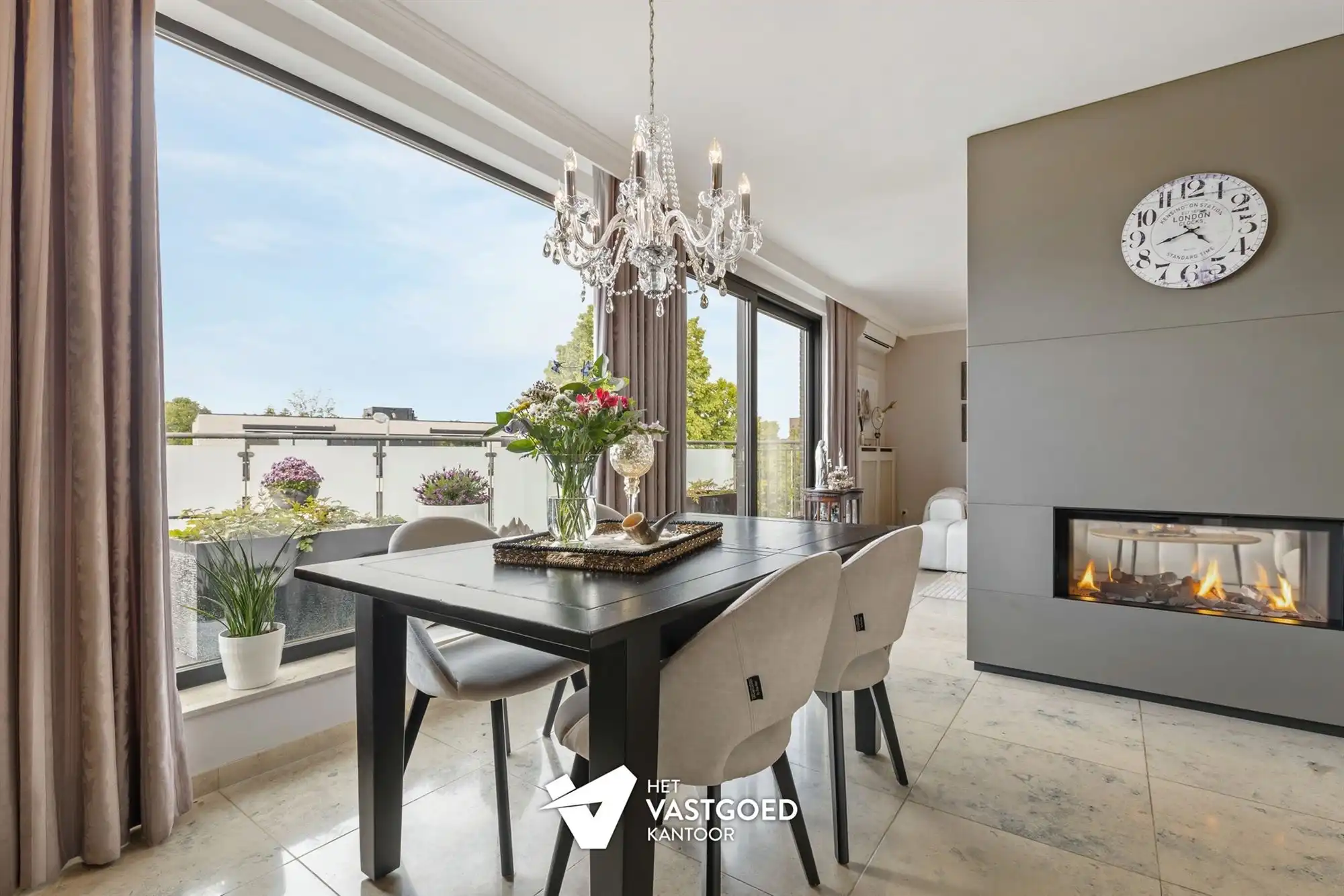 VRIJSTAANDE PENTHOUSE MET 3 SLPKS EN ZEER RUIM TERRAS! foto 7