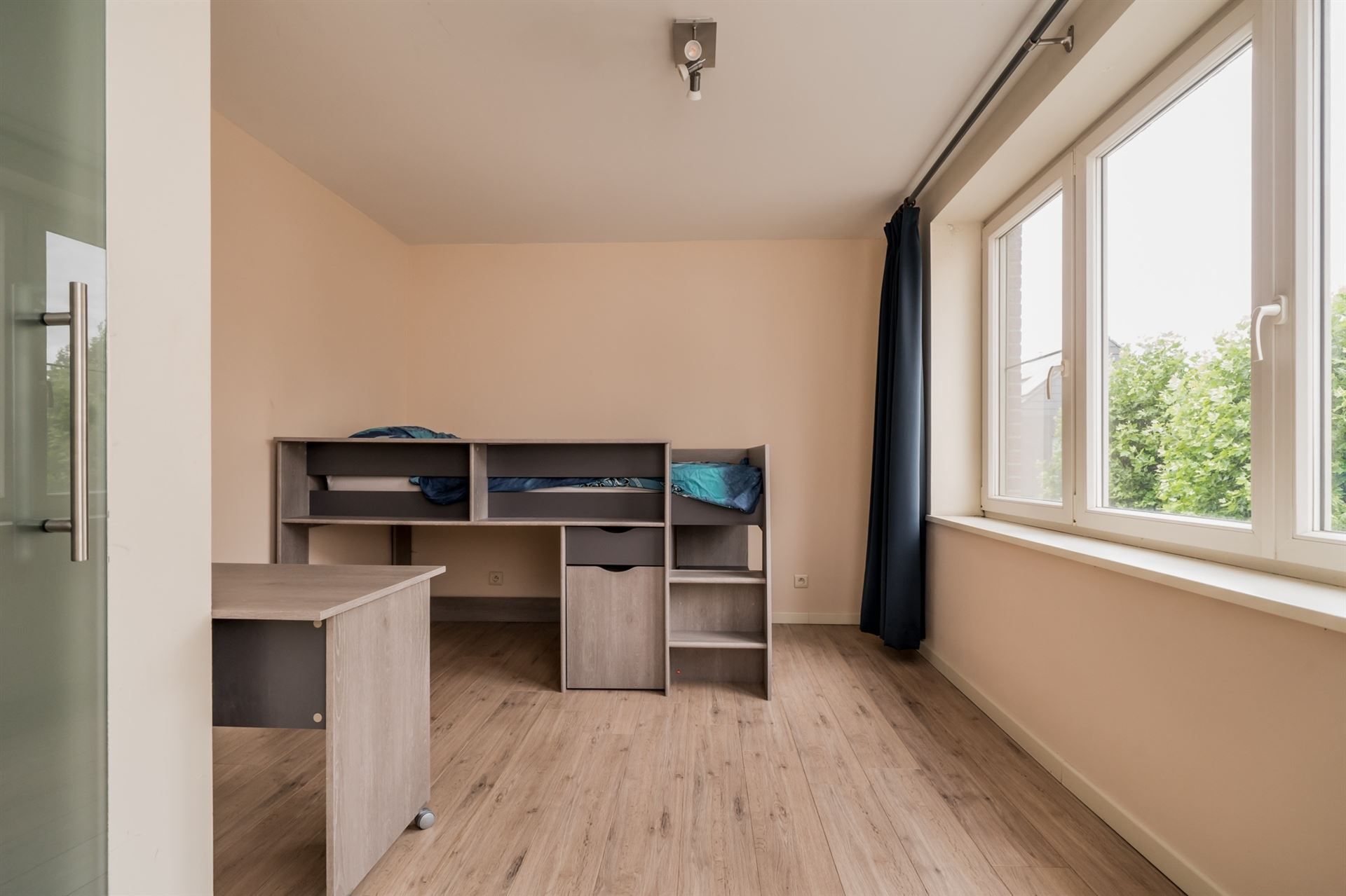 Instapklare woning met 3/4 slpks aan park Bel air! foto 13