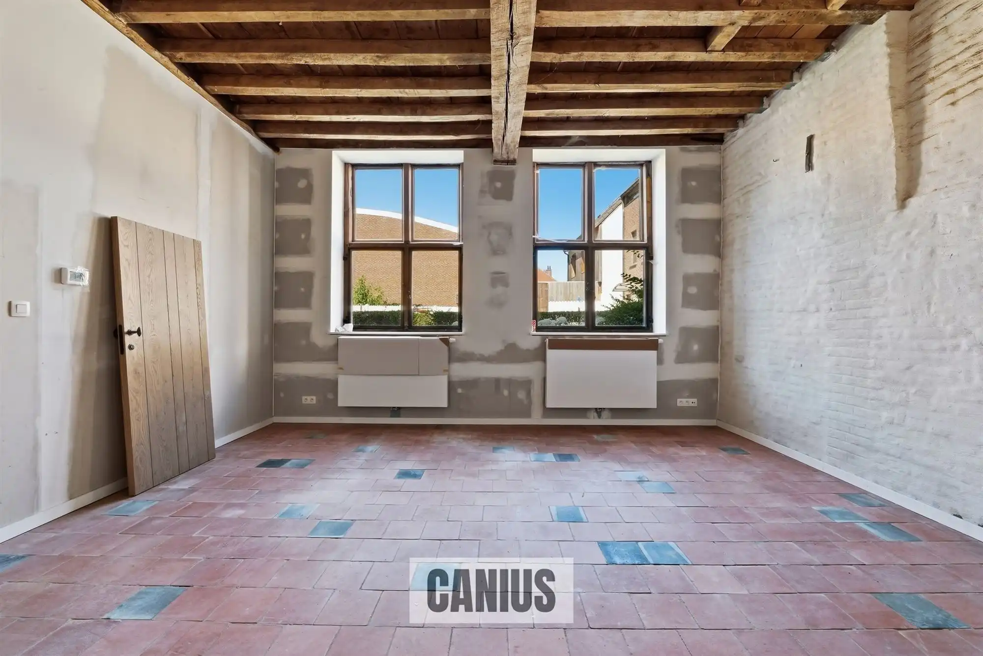 STATIGE WONING MET 3 SLKS EN TERRAS  foto 7