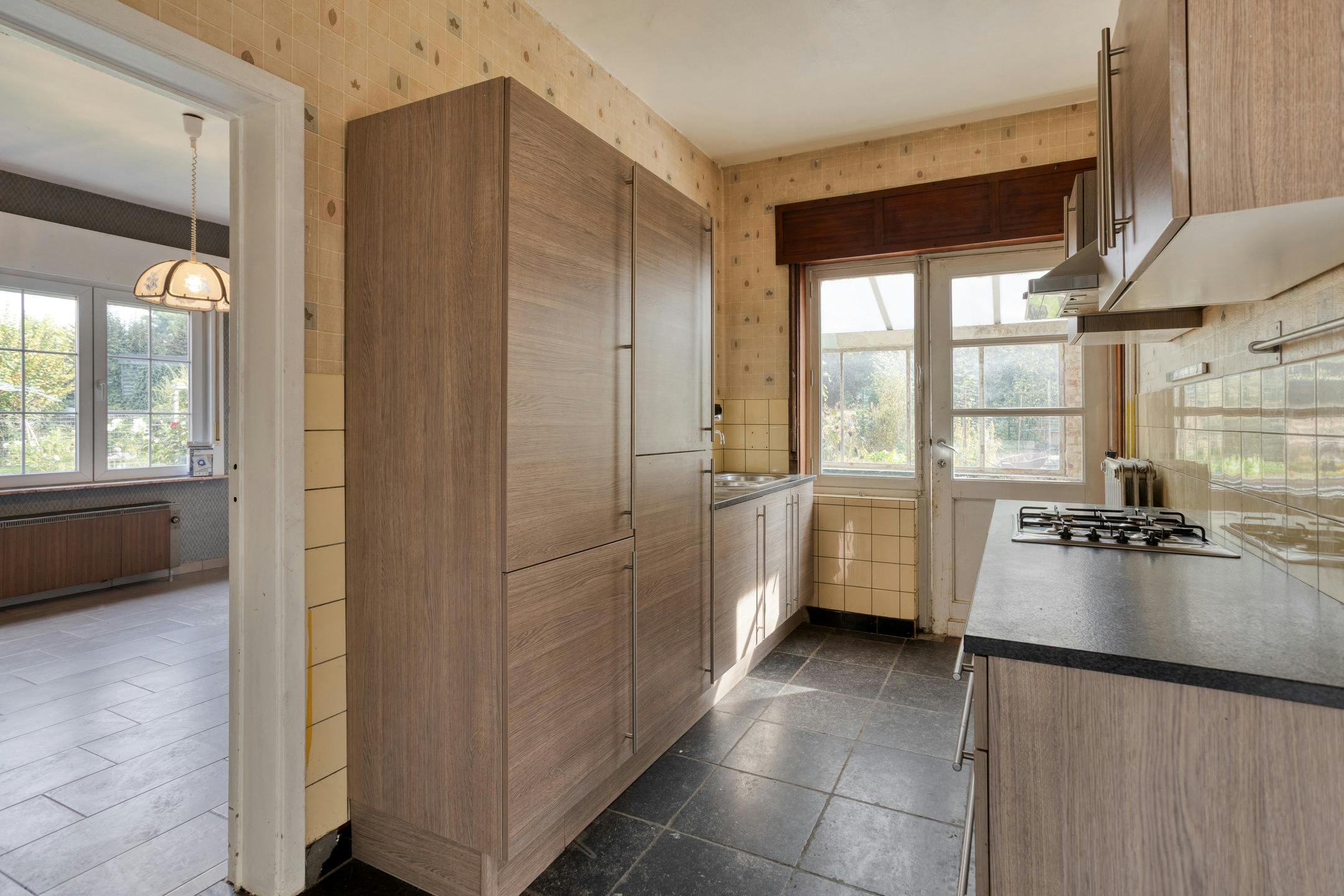 Te Renoveren viergevelwoning op 23are op een top locatie in Grimbergen! foto 14