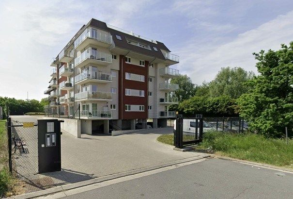 Nieuw 2-slpk appartement in Residentie Leiekant met extra grote garage! foto 5