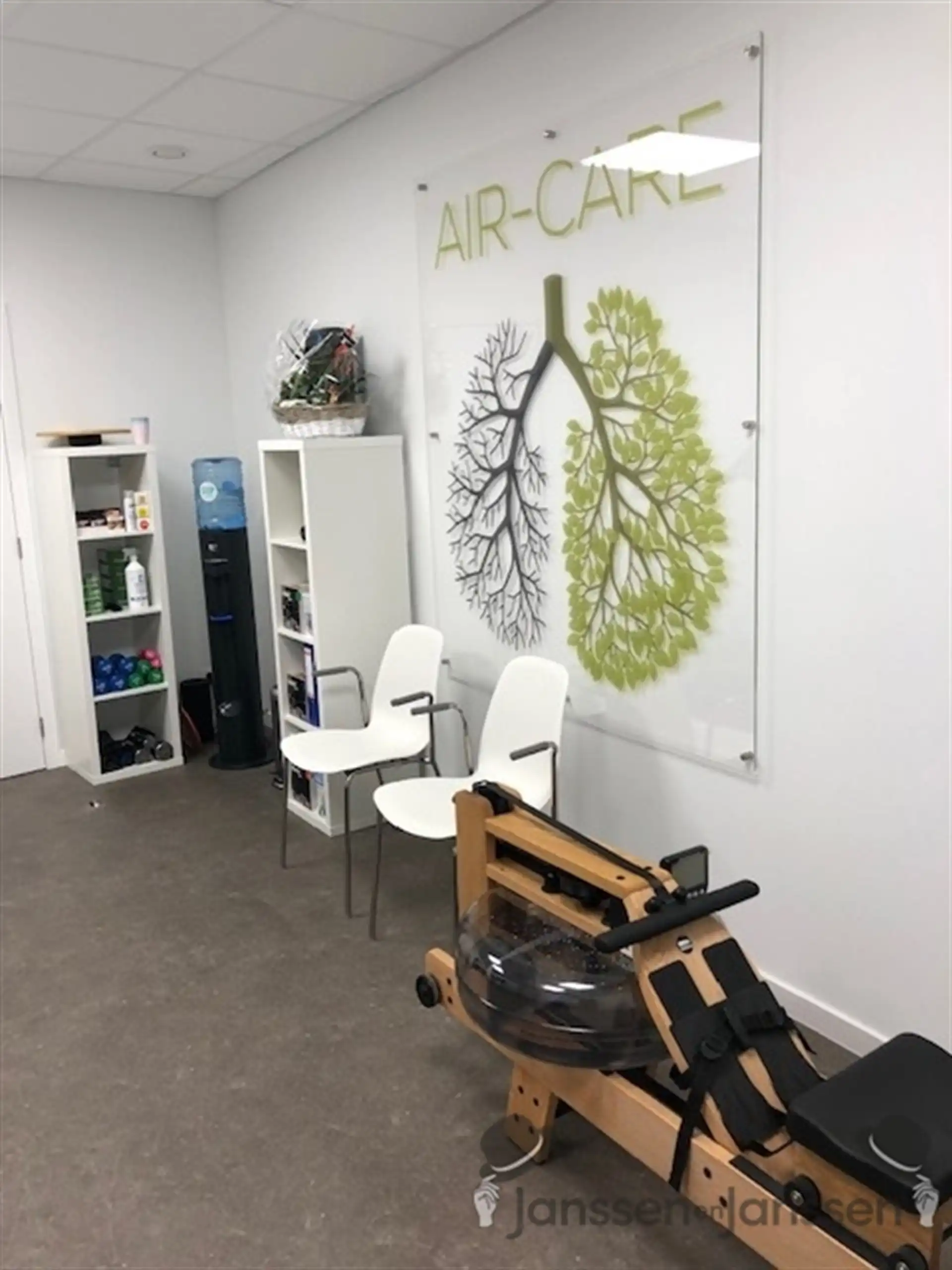 Verzorgd handelspand op toplocatie foto 6