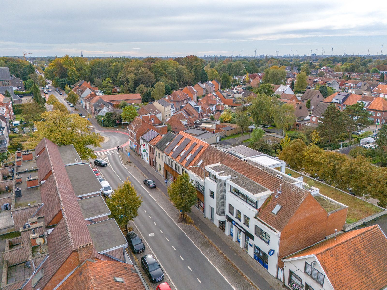 Interessant handelspand met parking op centrale ligging! foto 12