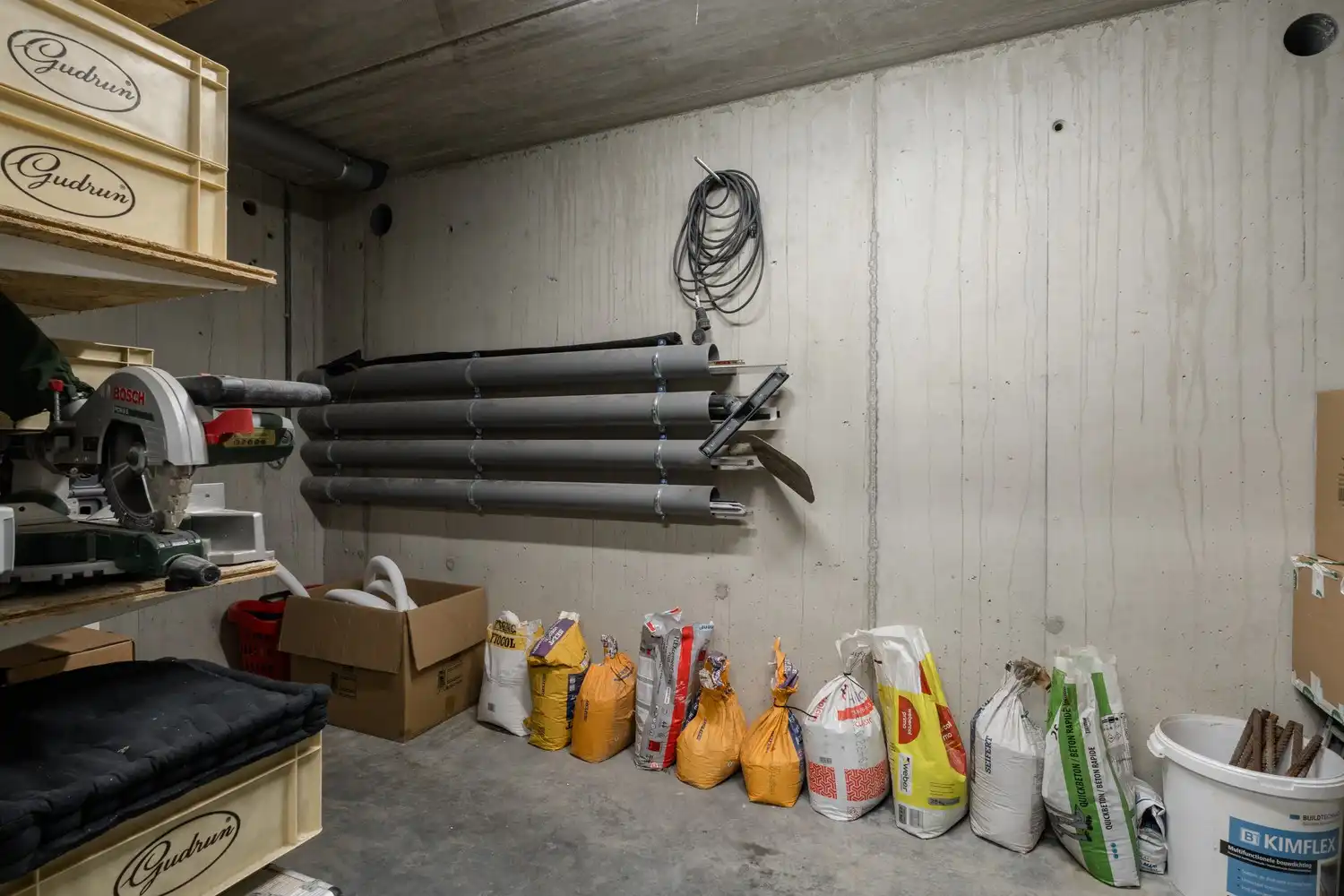 Moderne architecturale woning (2022) met 3 slaapkamers, bureau, kelder en ruime tuin te Pelt foto 41