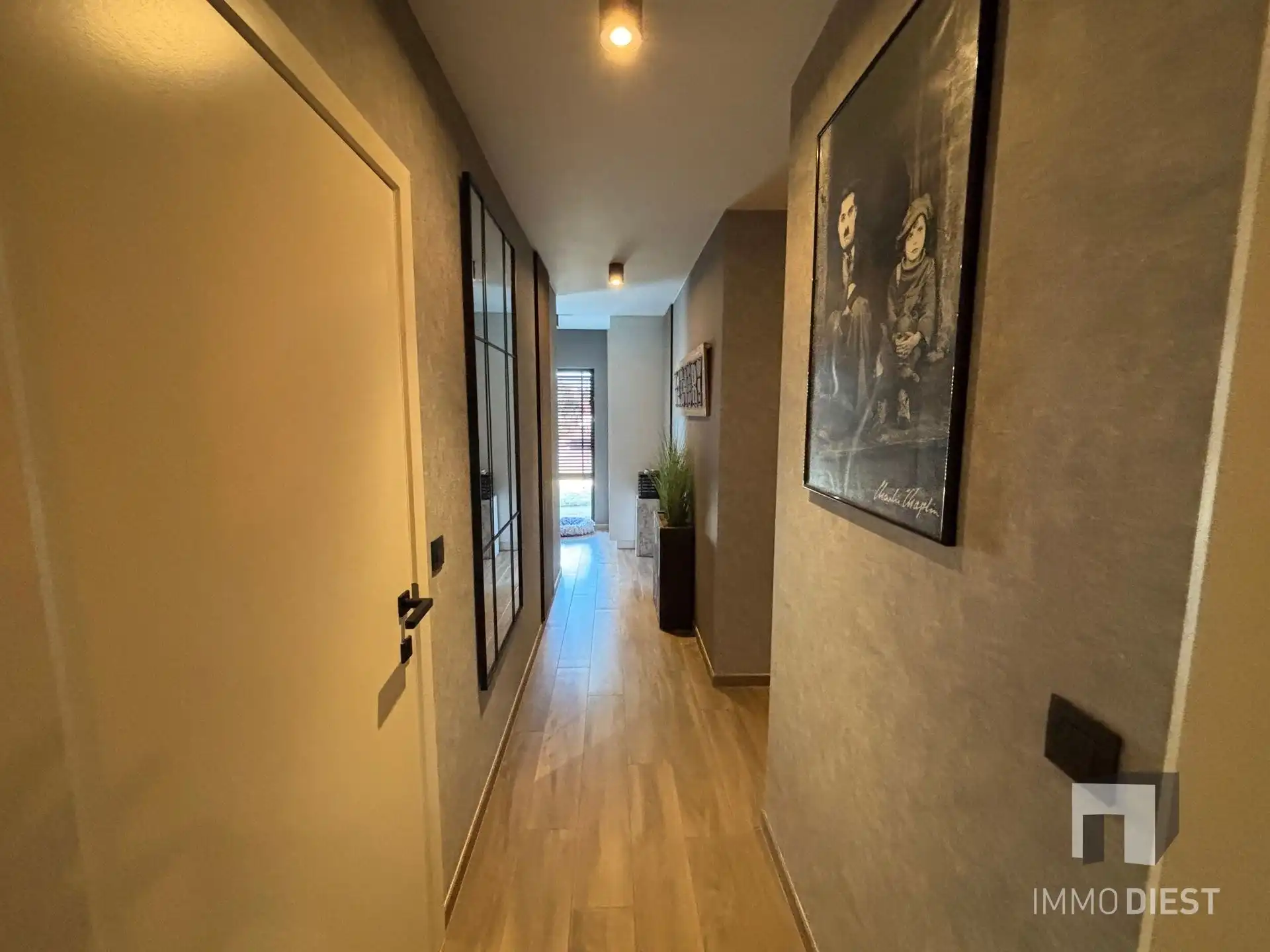 Ruim gelijkvloers appartement met open leefruimte en zonnige tuin foto 10