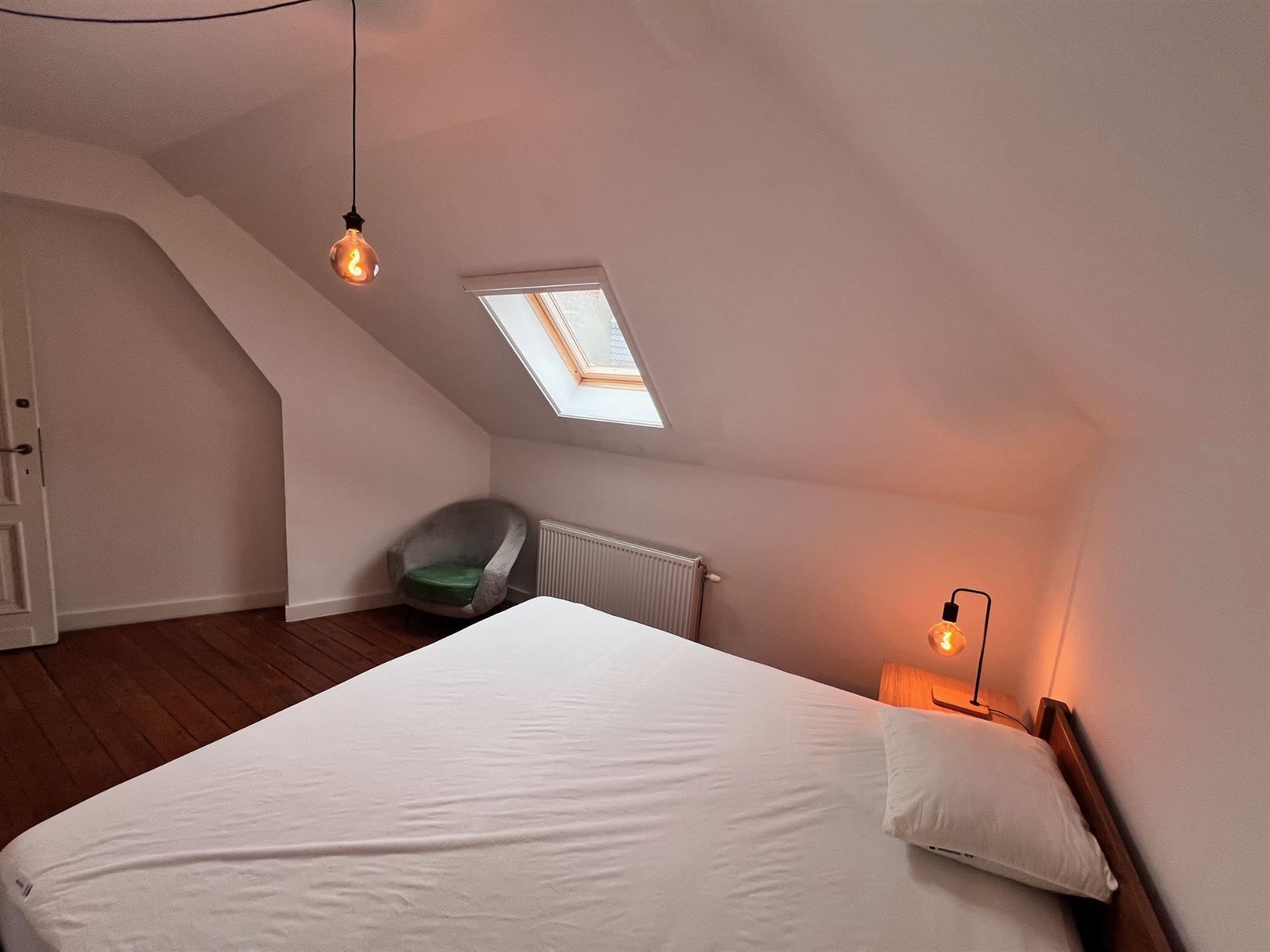 Gemeubeld duplex appartement met 2 slaapkamers in Zurenborg! foto 13