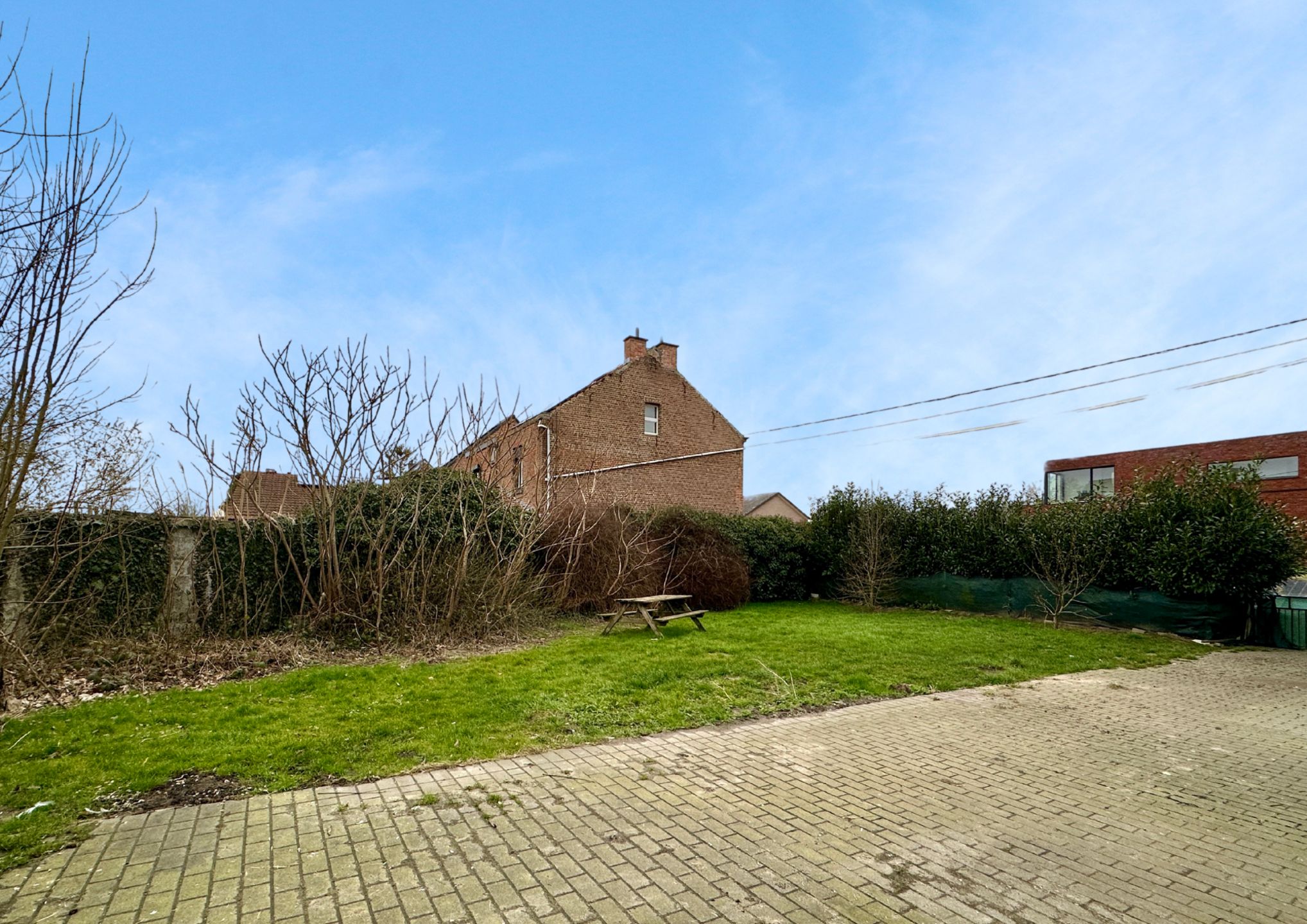Goed gelegen bouwgrond van 1a98 foto 4