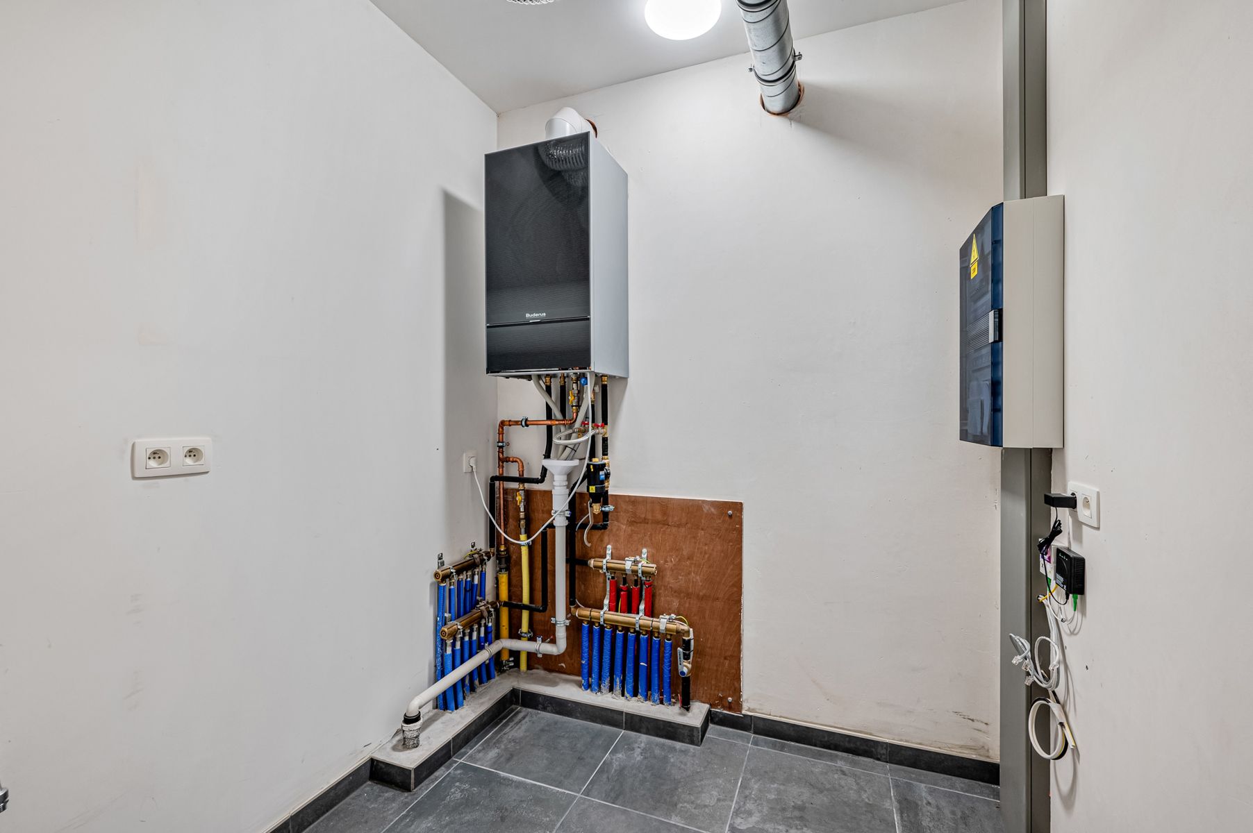 Nieuwbouwappartement mogelijks aan 2% RR ( geen BTW ) foto 13