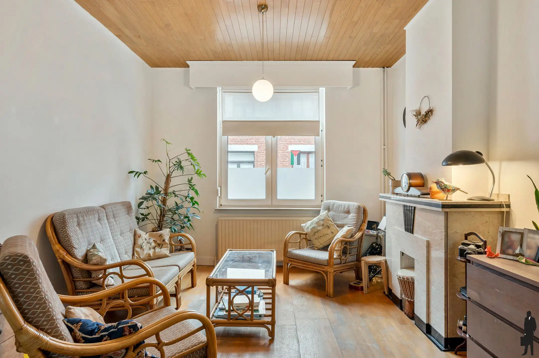 Lichtrijke woning met gezellige tuin op toplocatie. foto 2