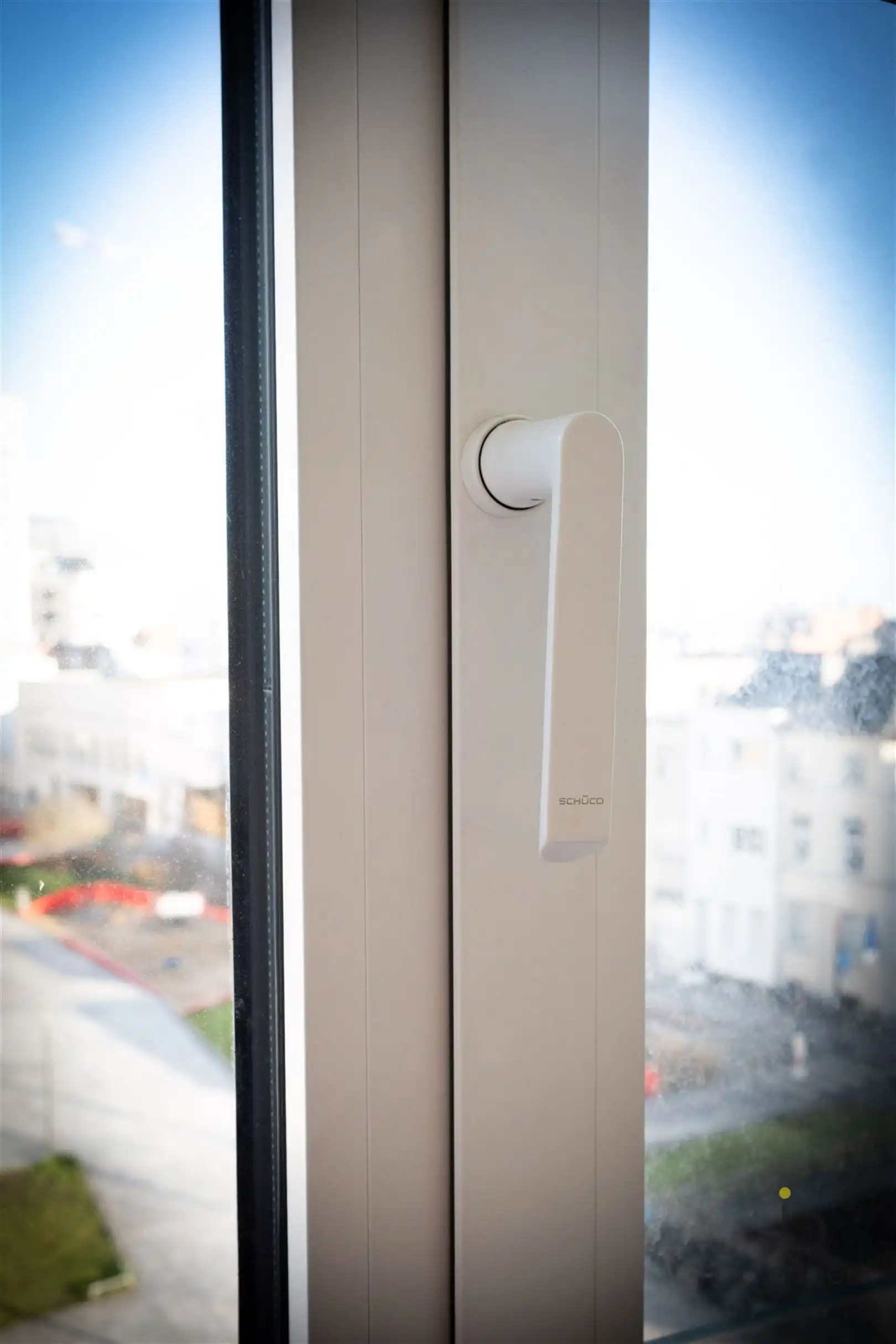 Schitterend nieuwbouw appartement met twee slaapkamers en prachtig overdekt terras te midden van de diamantwijk en de Persgroep! foto 24