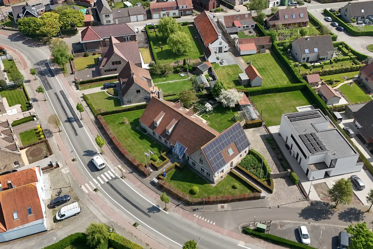 Uitzonderlijke multifunctionele eigendom in Dudzele foto 2