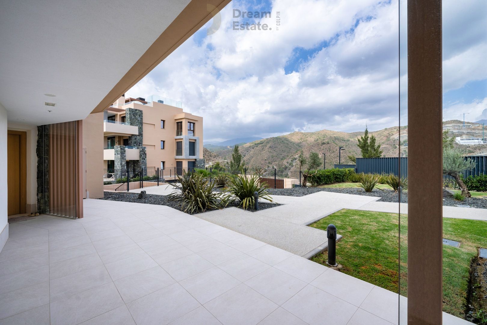 Droom appartement met adembenemend uitzicht in Los Olivos, Marbella foto 33