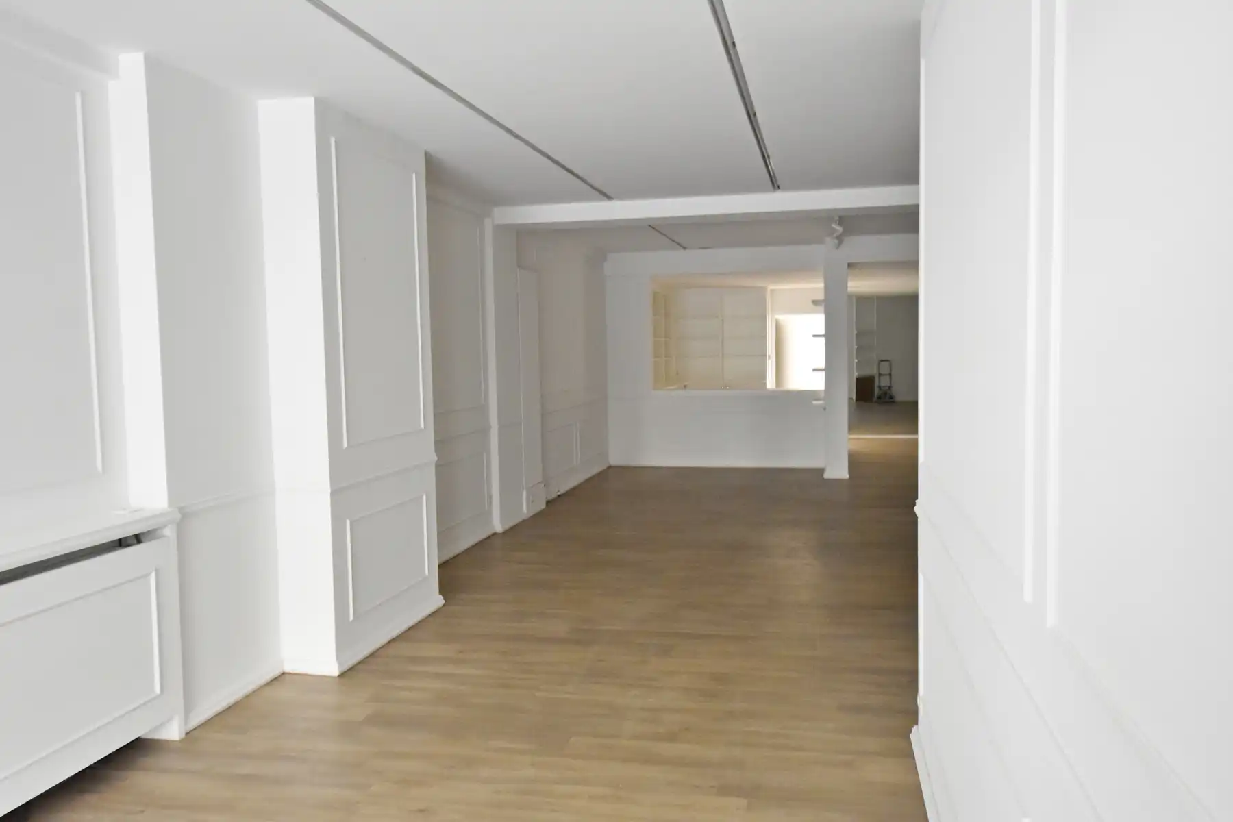 Commerciële ruimte te huur foto 3