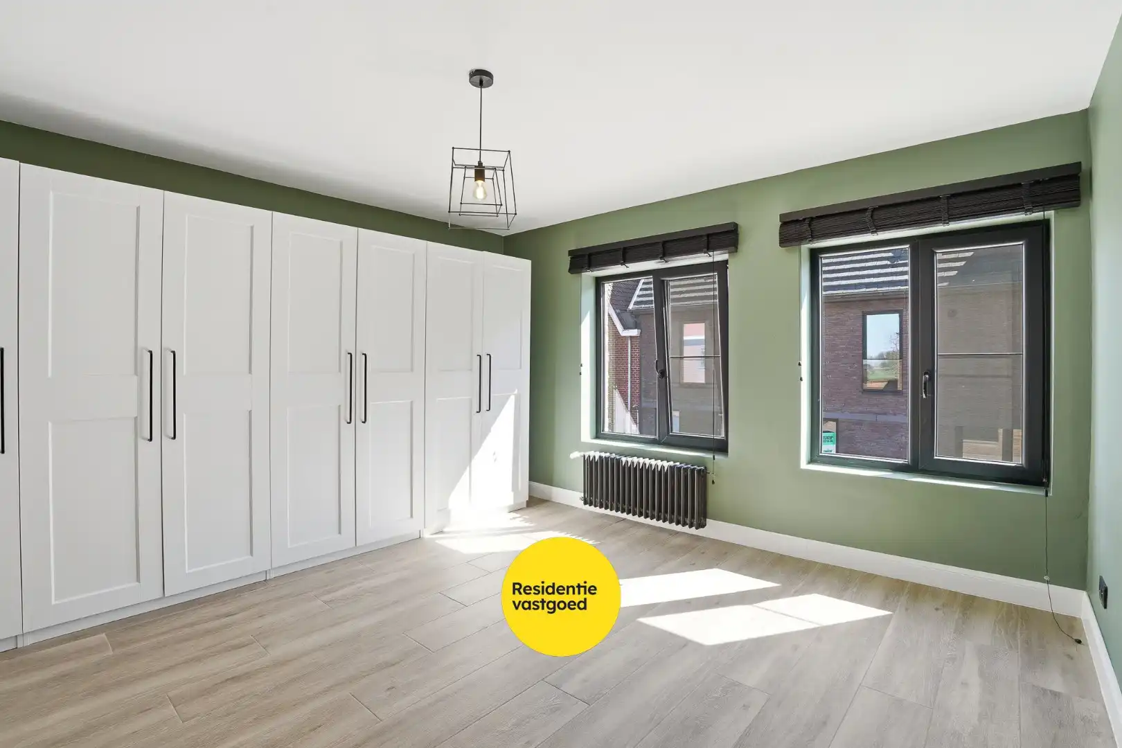 Volledig gerenoveerde alleenstaande woning op toplocatie in Zedelgem foto 17