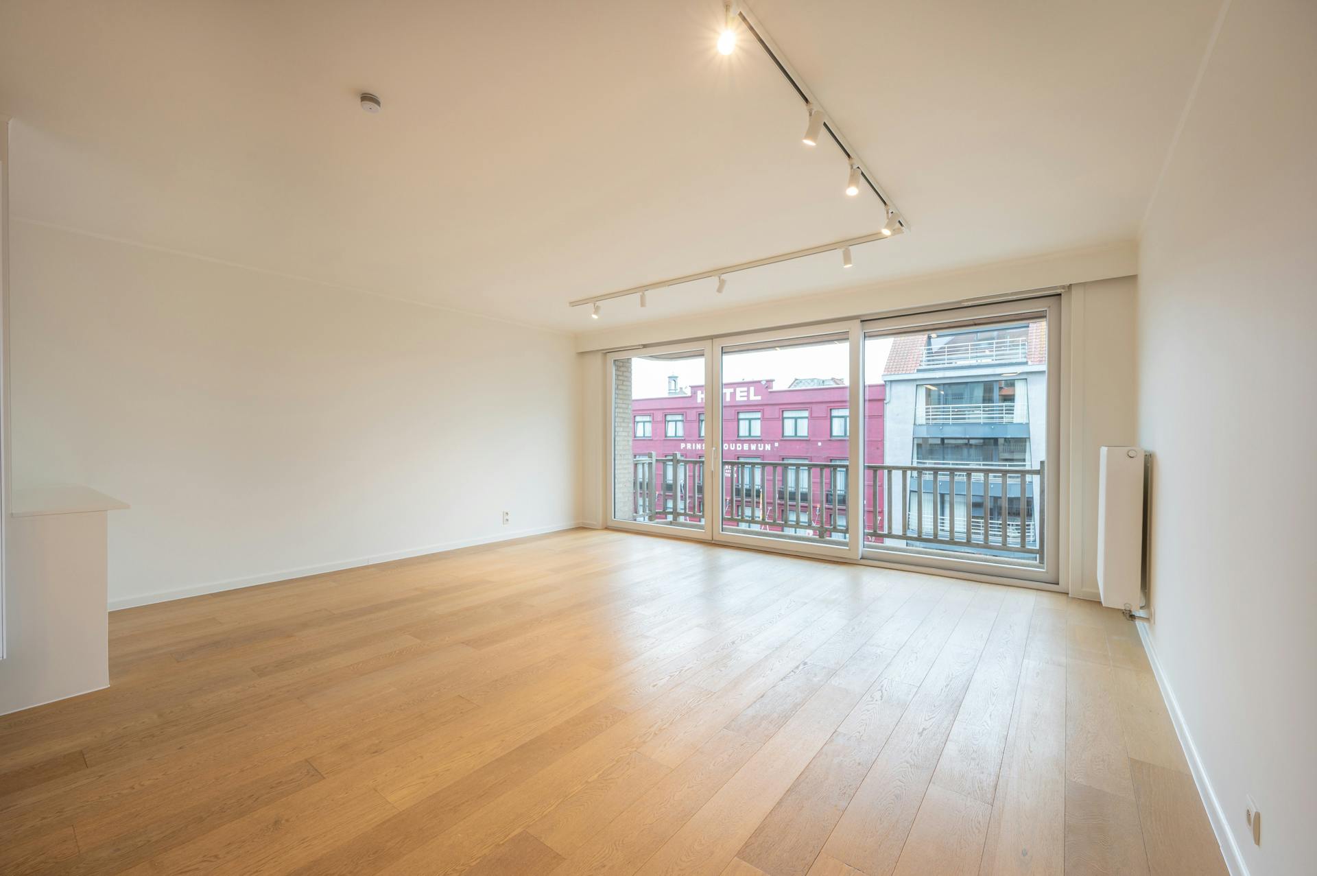 2 slaapkamer appartement met zonneterras te koop in Knokke foto 3