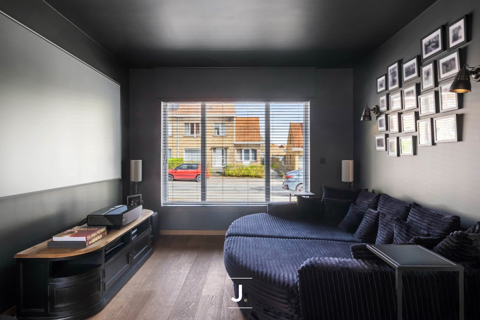 Instapklare gezinswoning met vier slaapkamers, zonnige tuin, grote garage en tal van extra’s – volledig gerenoveerd in 2019 foto 7