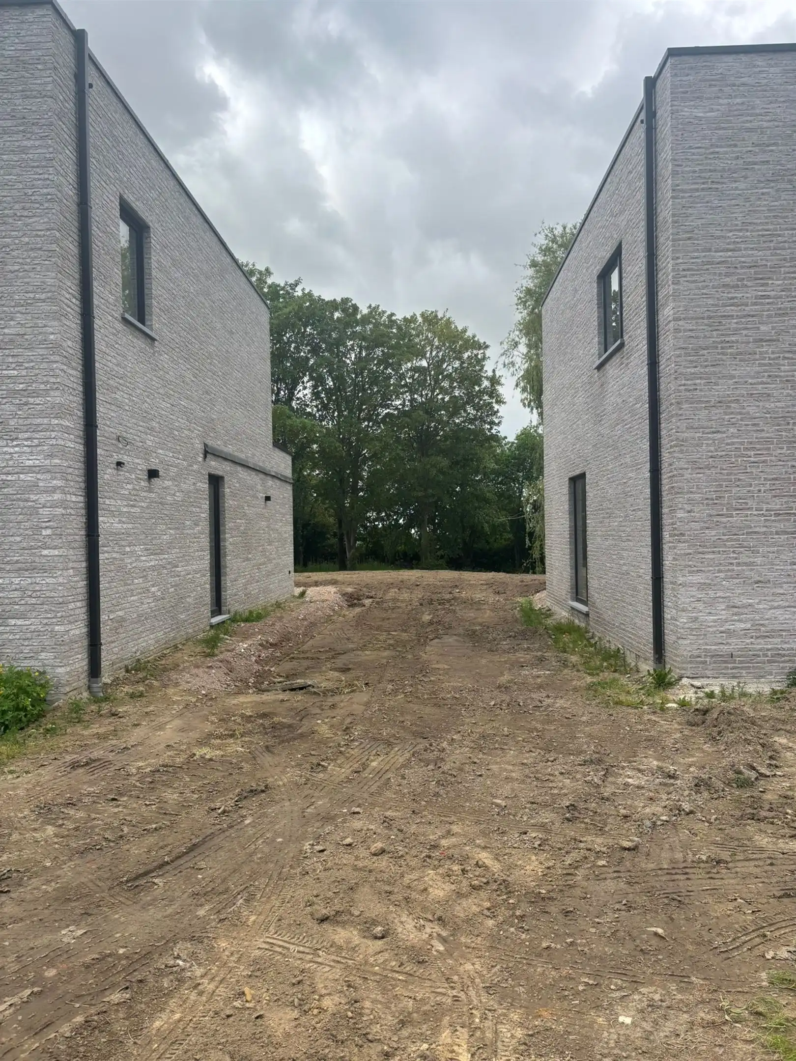 Moderne afgewerkte nieuwbouw foto 2