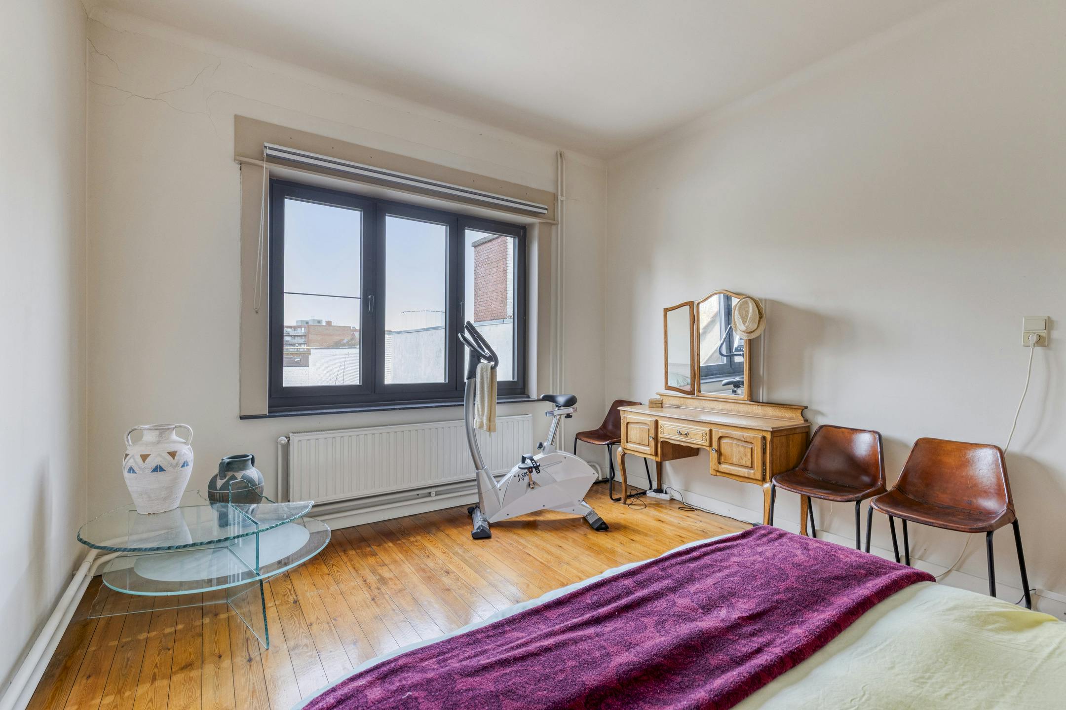 Zeer ruime centraal gelegen gezinswoning in Sint-Niklaas foto 13