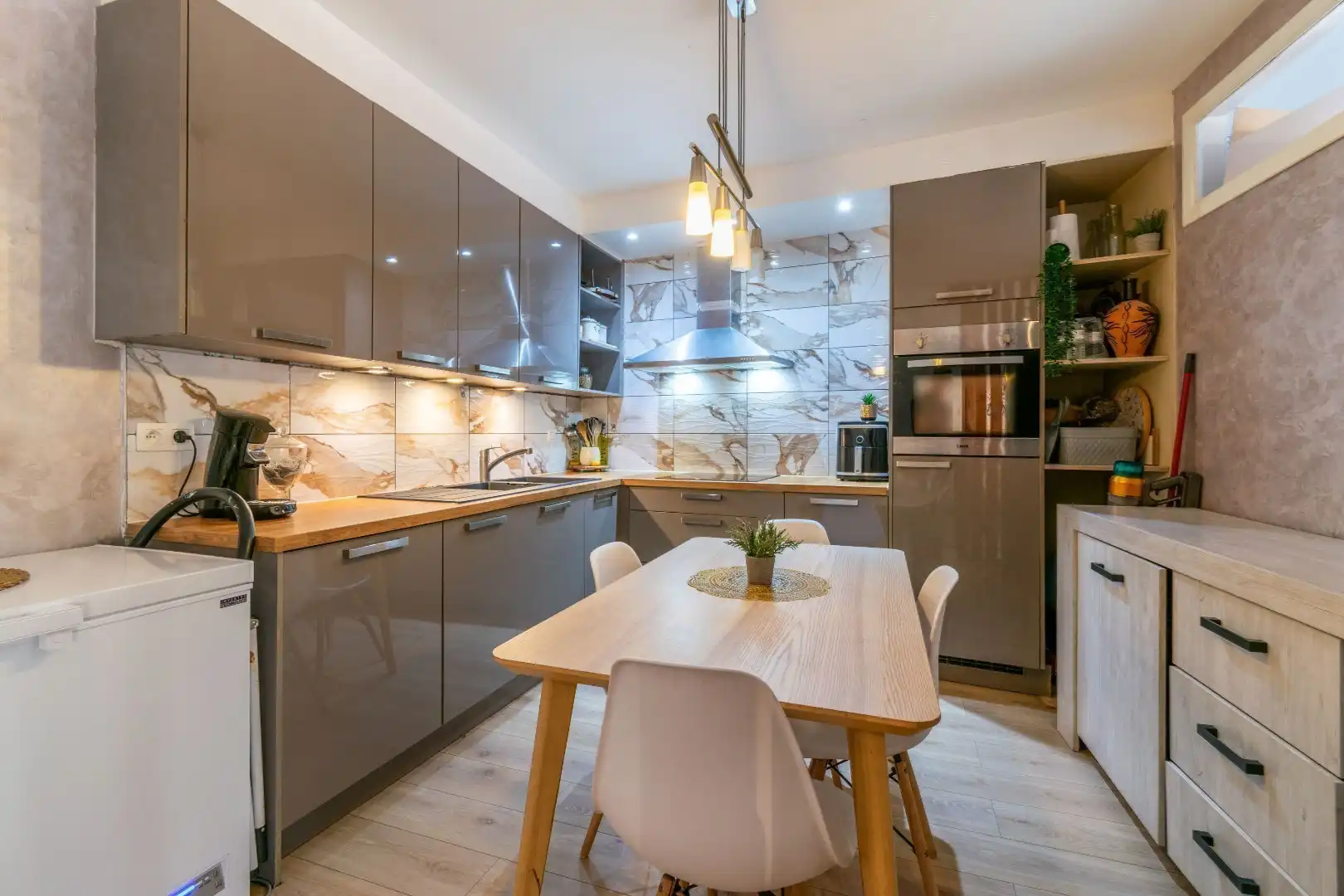 Een 2 of 3 slaapkamerappartment (ca. 88m²)+ garagebox!  EPC B!! foto 4