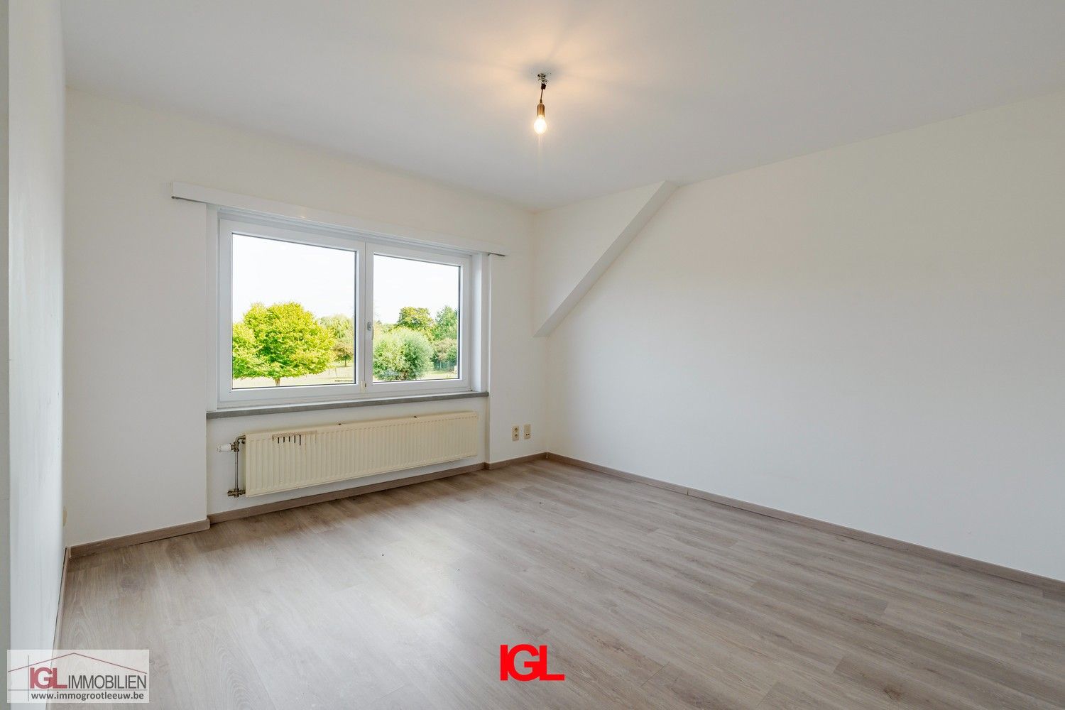 3 gevel woning te koop nabij Centrum Sint-Pieters-Leeuw foto 11
