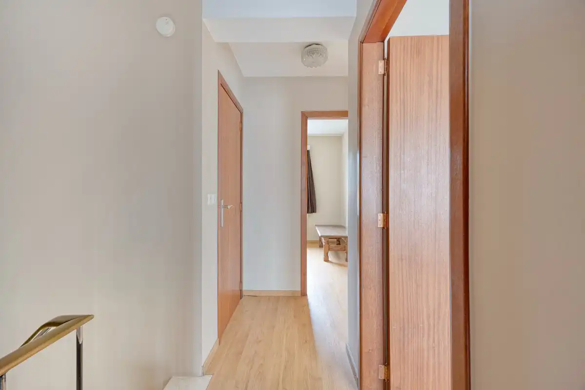 Halfopen bebouwing met 3 ruime slaapkamers. foto 14