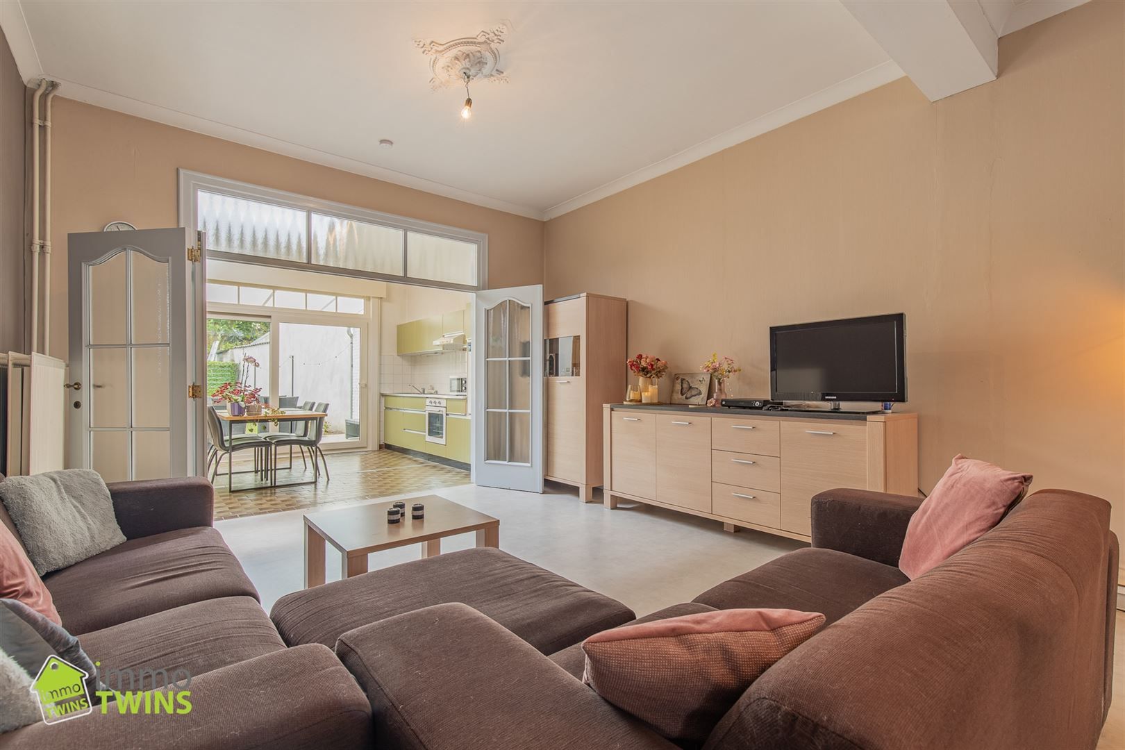 Instapklare woning met 4 slaapkamers & tuin te Hamme foto 3