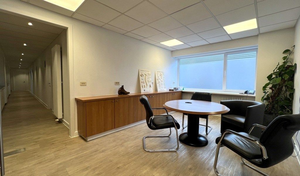 Bedrijfspand te huur in Gontrode Heirweg in Merelbeke-Melle foto 4