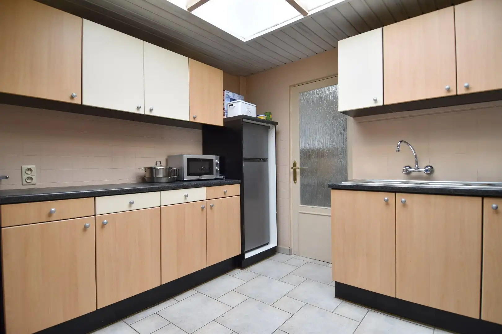 Stadswoning met 2 slaapkamers en zonnige stadstuin te Kortrijk foto 7